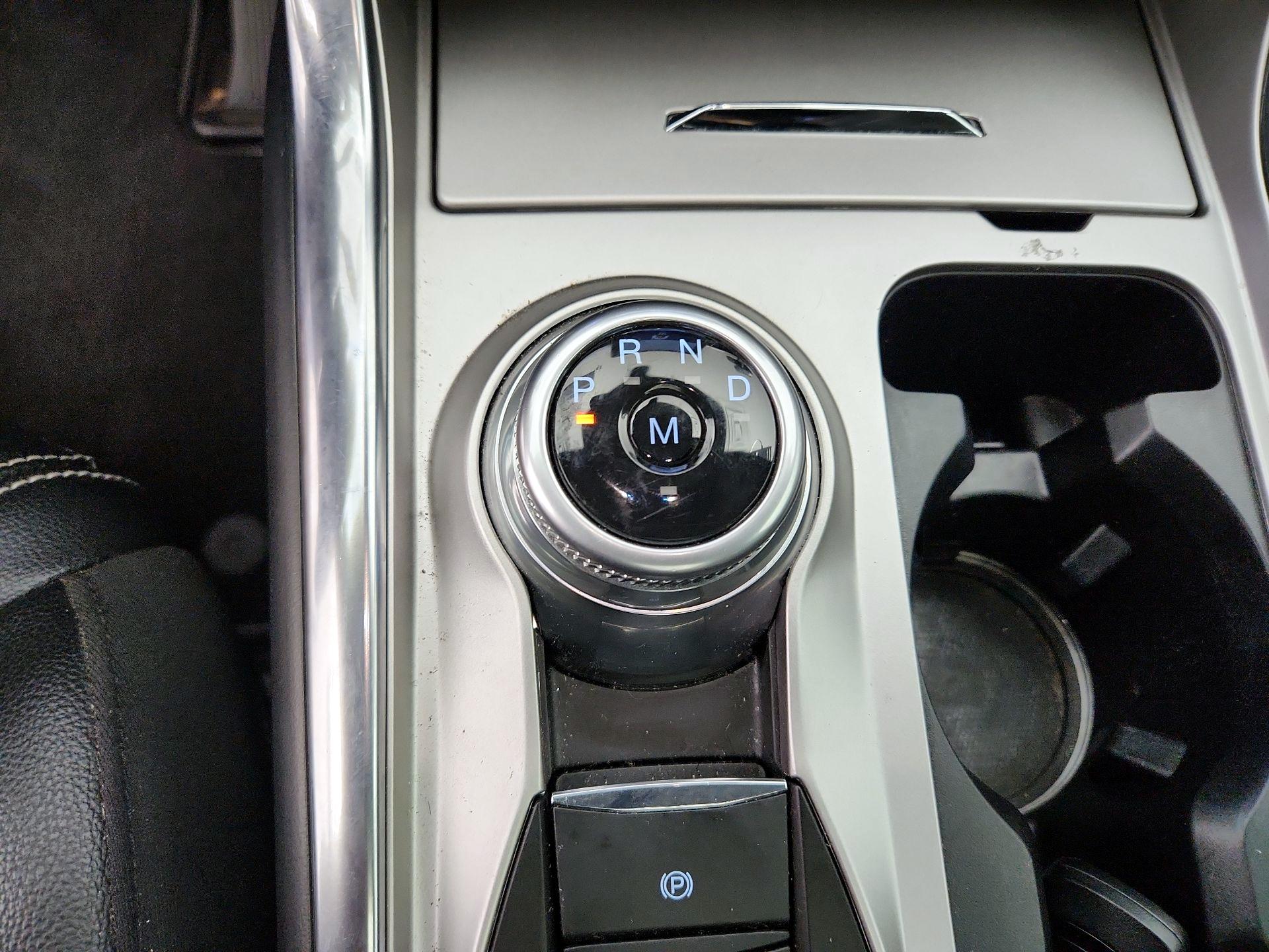Thumbnail: 2020 Ford Explorer - 18