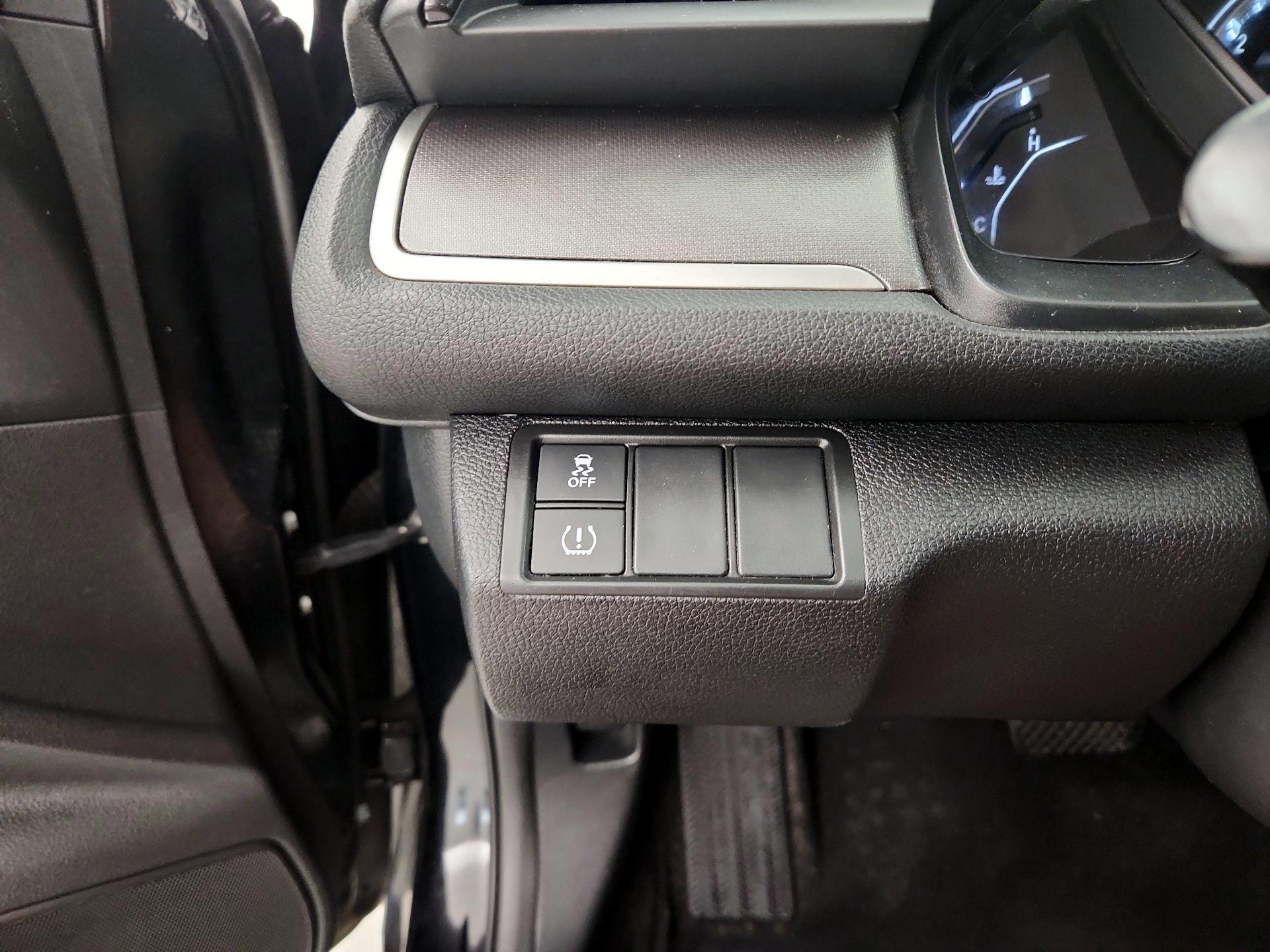 Thumbnail: 2016 Honda Civic - 13