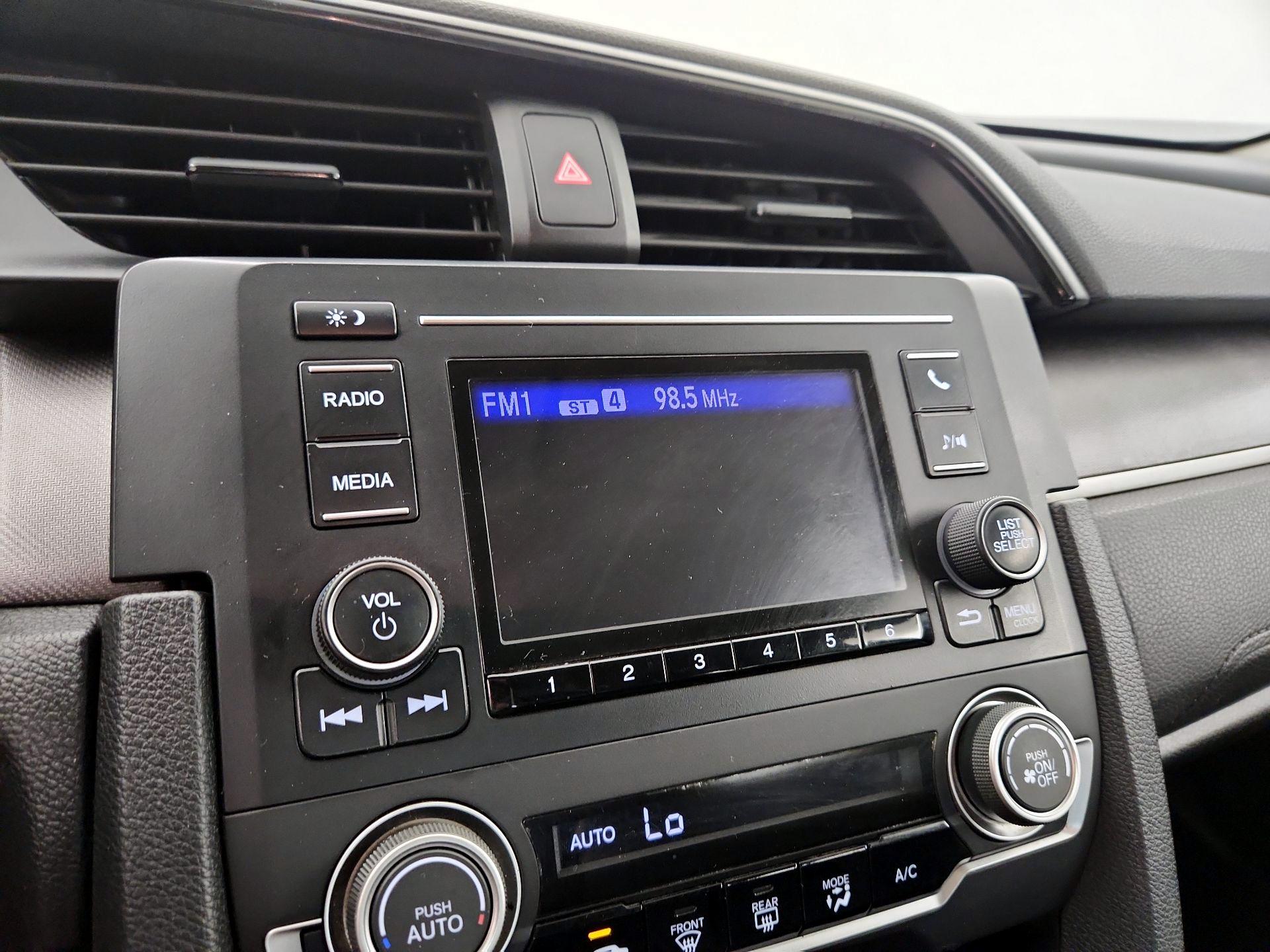 Thumbnail: 2016 Honda Civic - 15