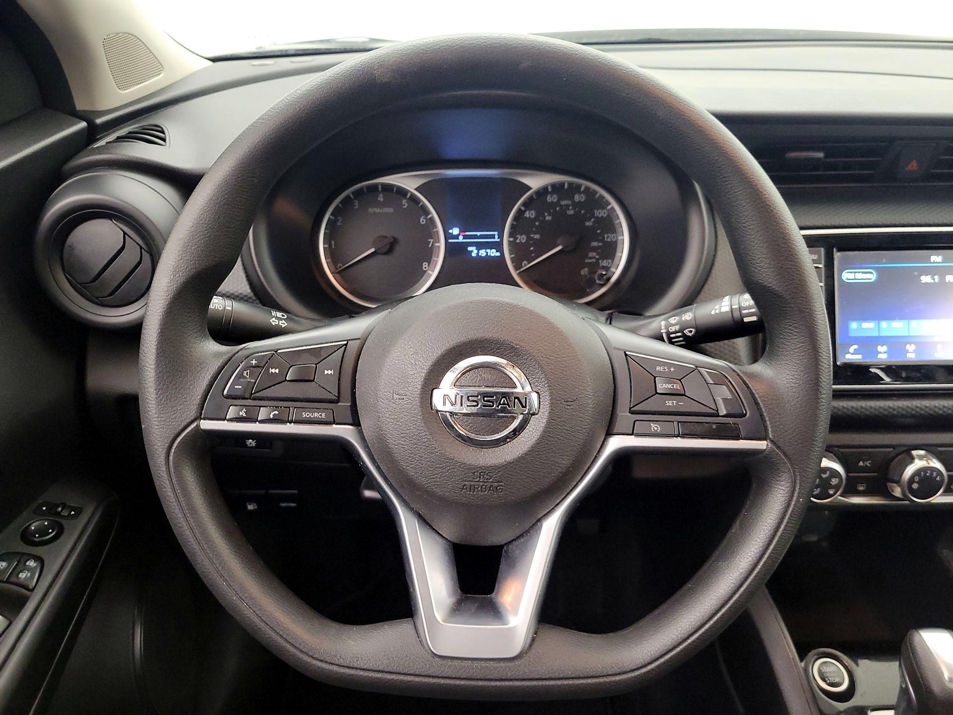 Thumbnail: 2021 Nissan Kicks - 10