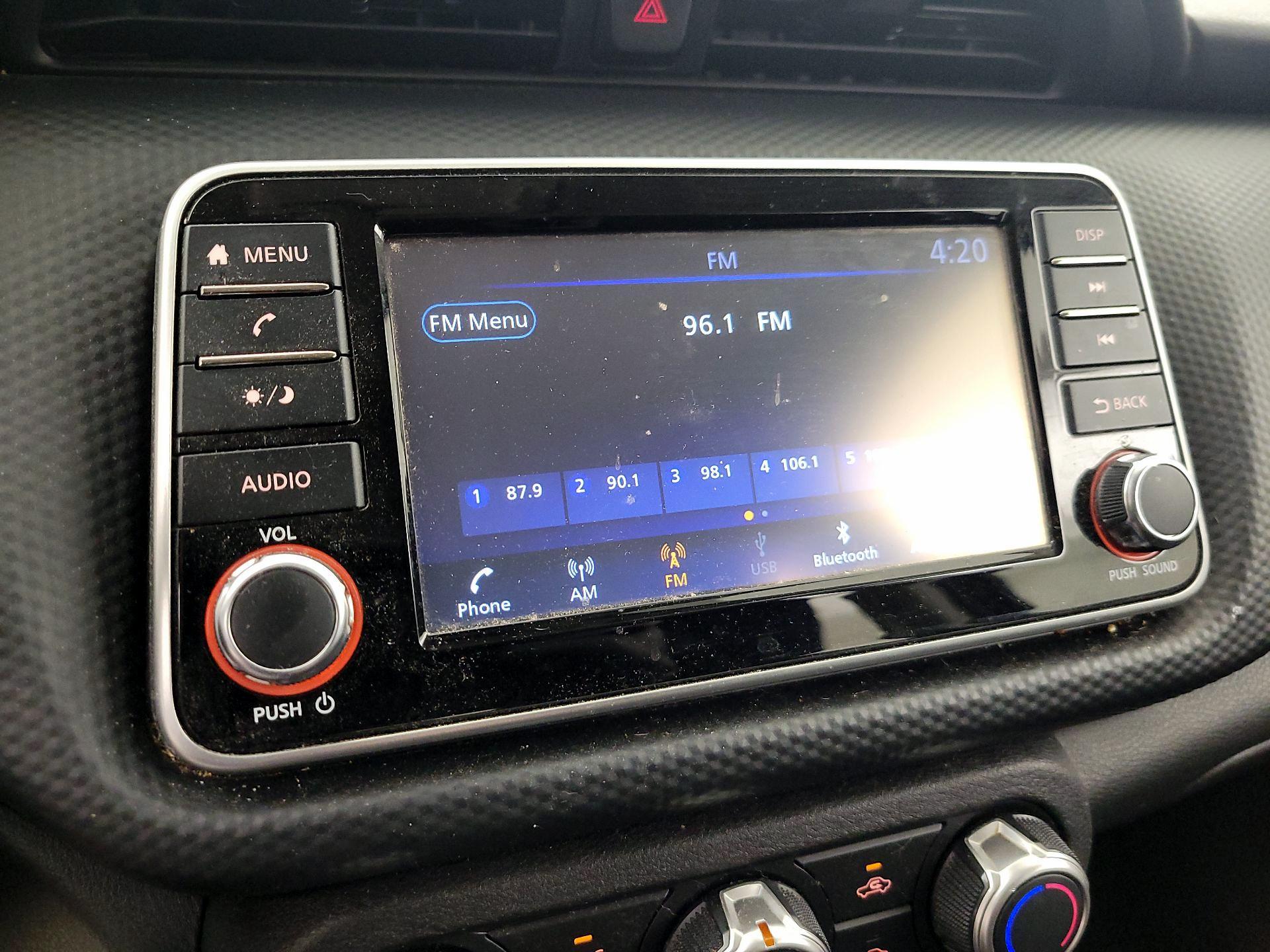 Thumbnail: 2021 Nissan Kicks - 15