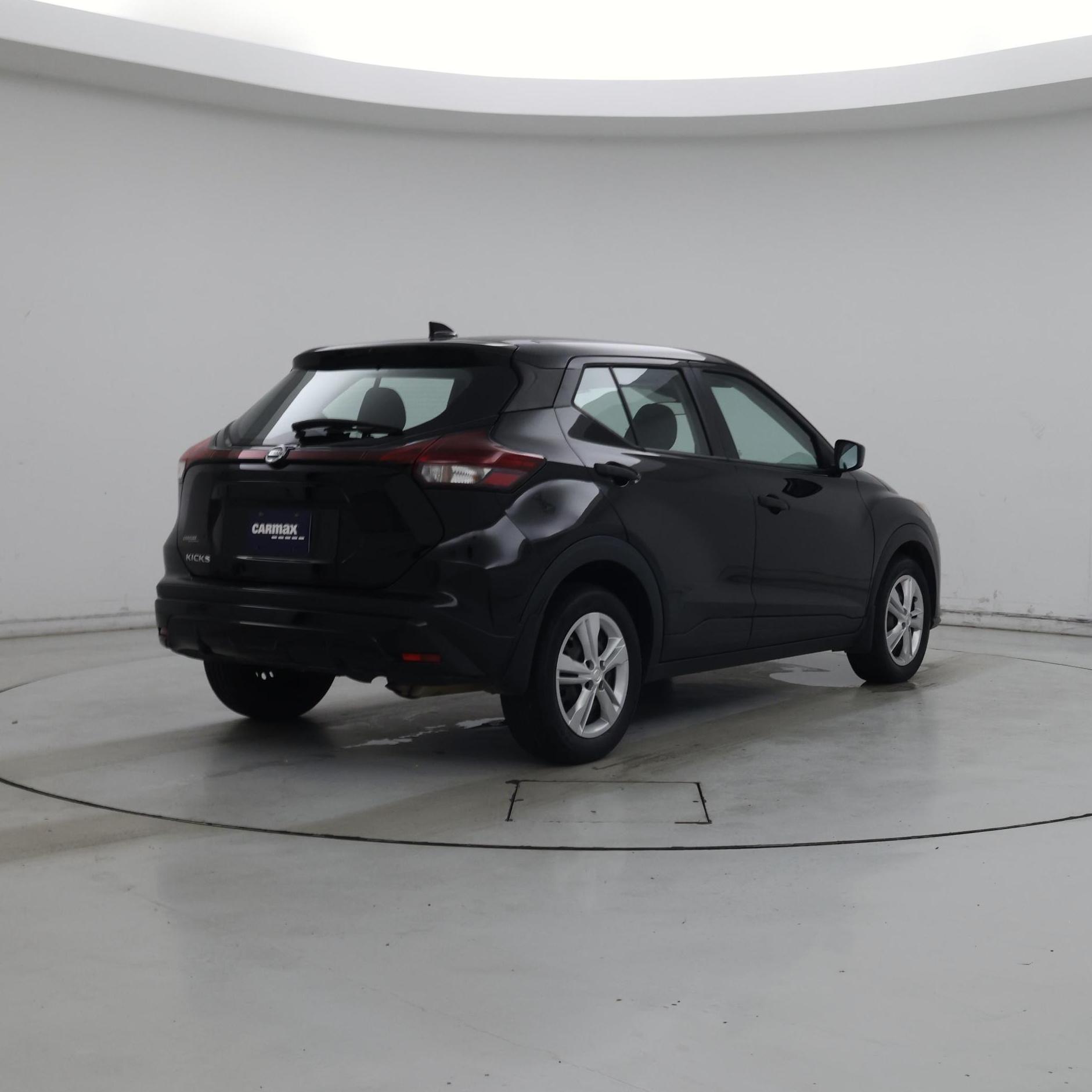 Thumbnail: 2021 Nissan Kicks - 8