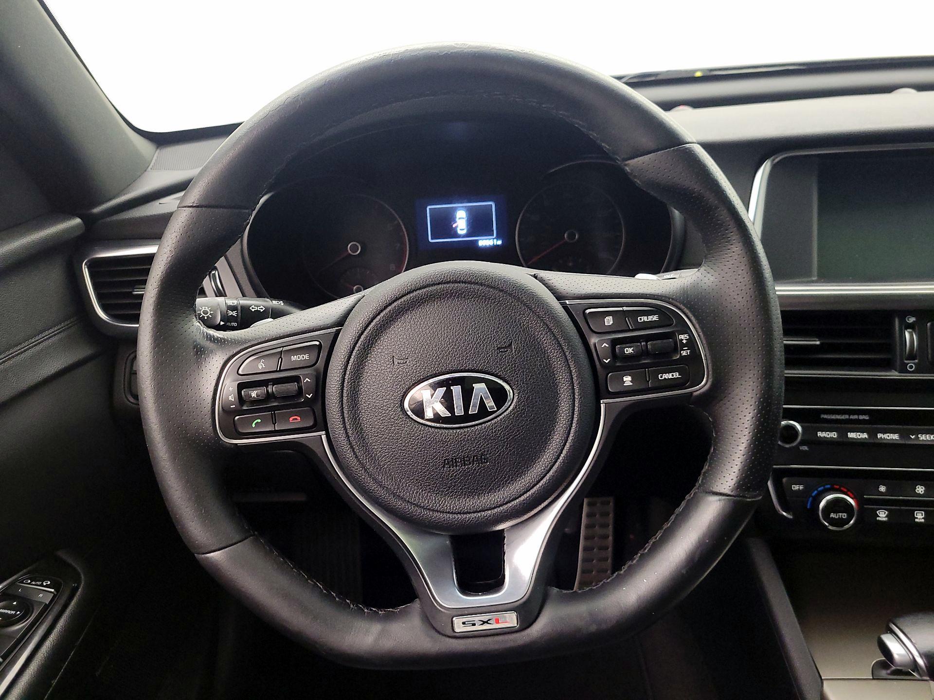 Thumbnail: 2017 Kia Optima - 10
