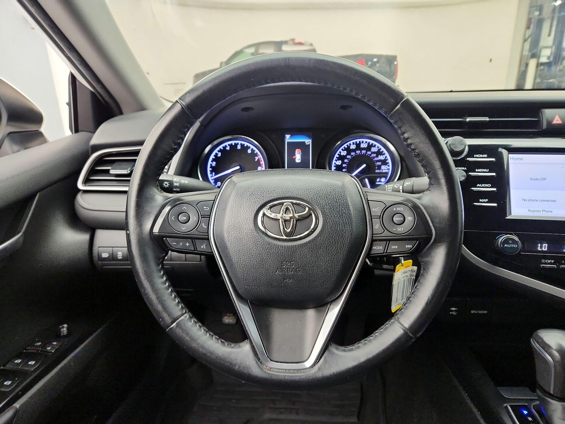 Thumbnail: 2019 Toyota Camry - 10