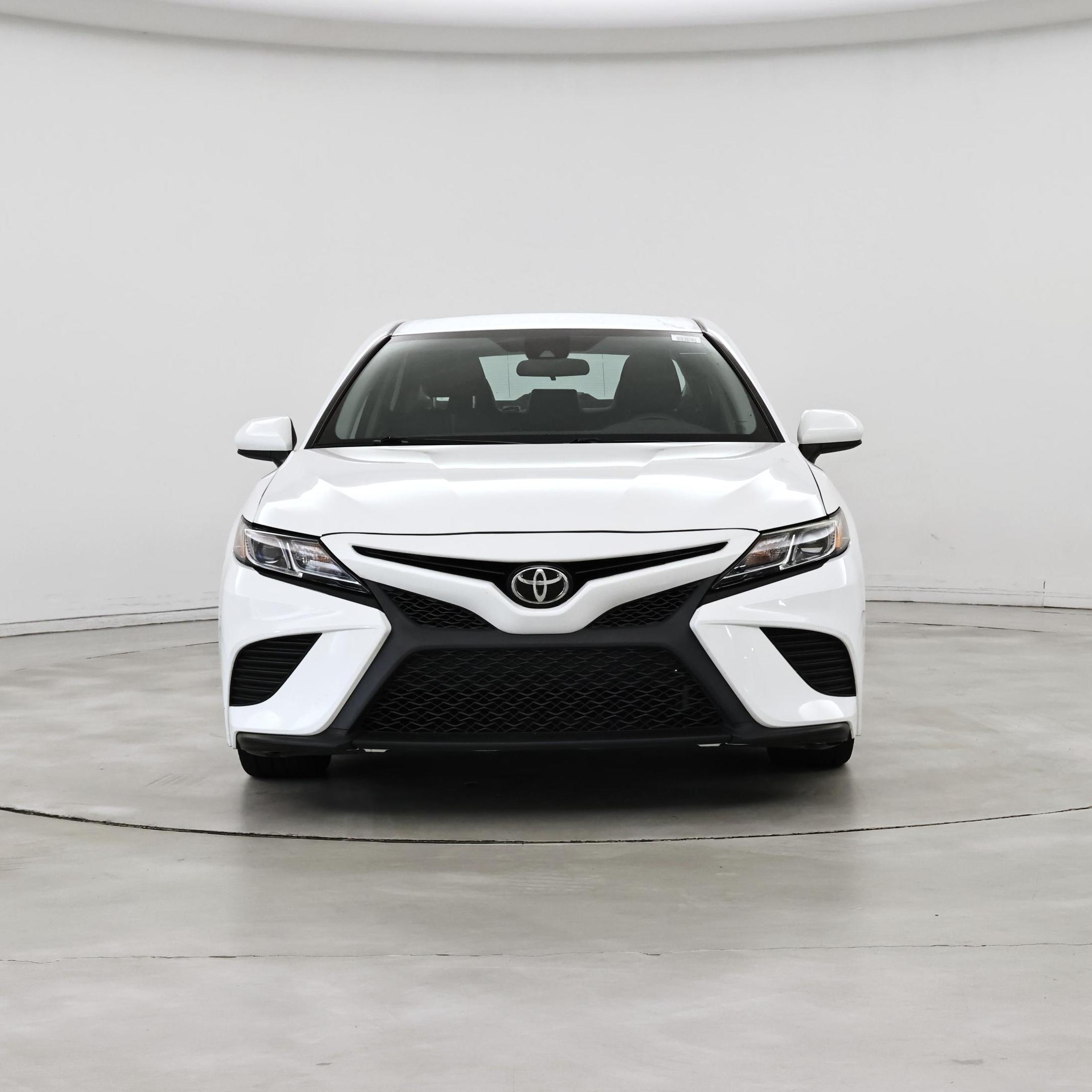 Thumbnail: 2019 Toyota Camry - 5