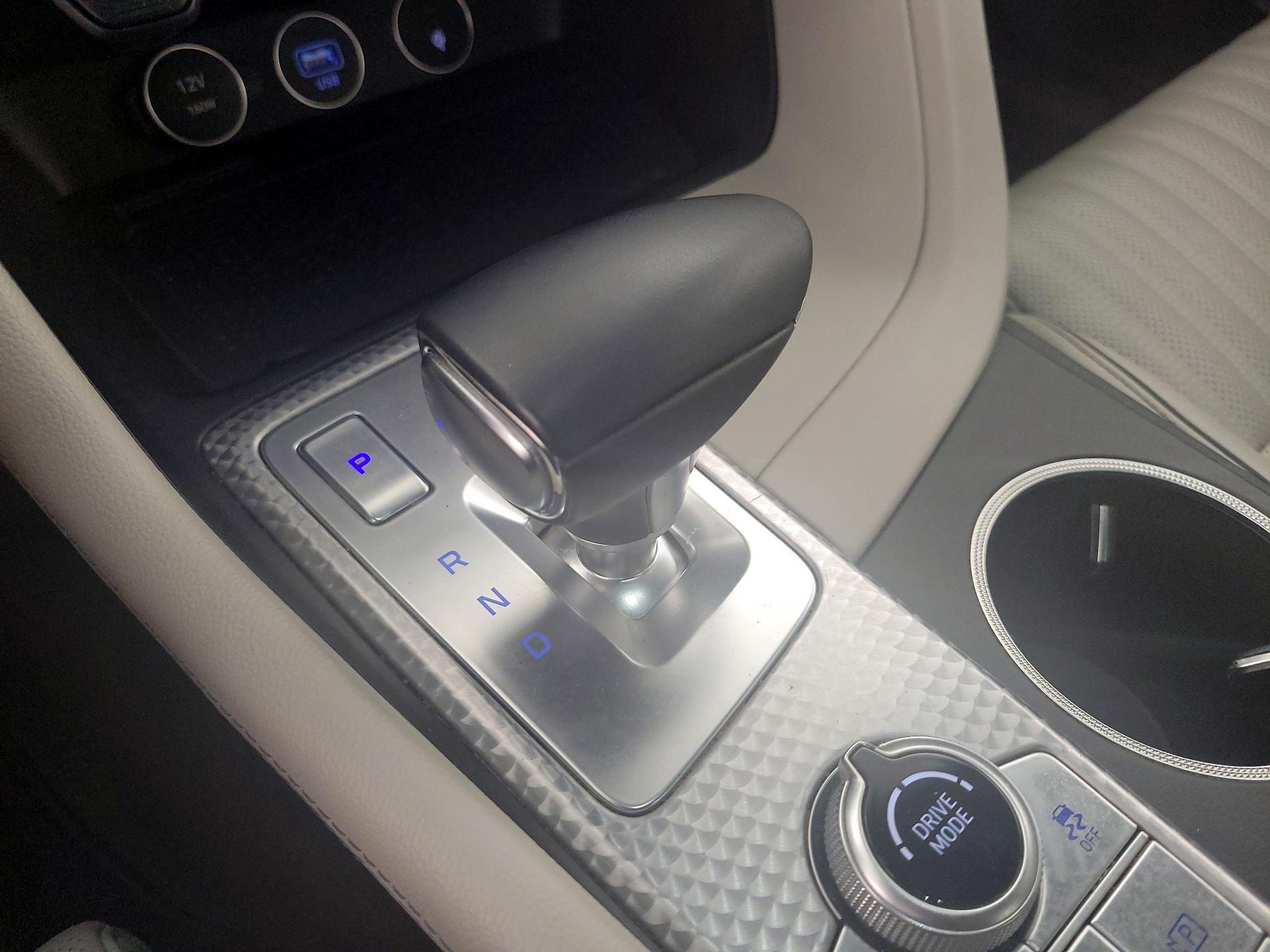 Thumbnail: 2023 Genesis G70 - 18