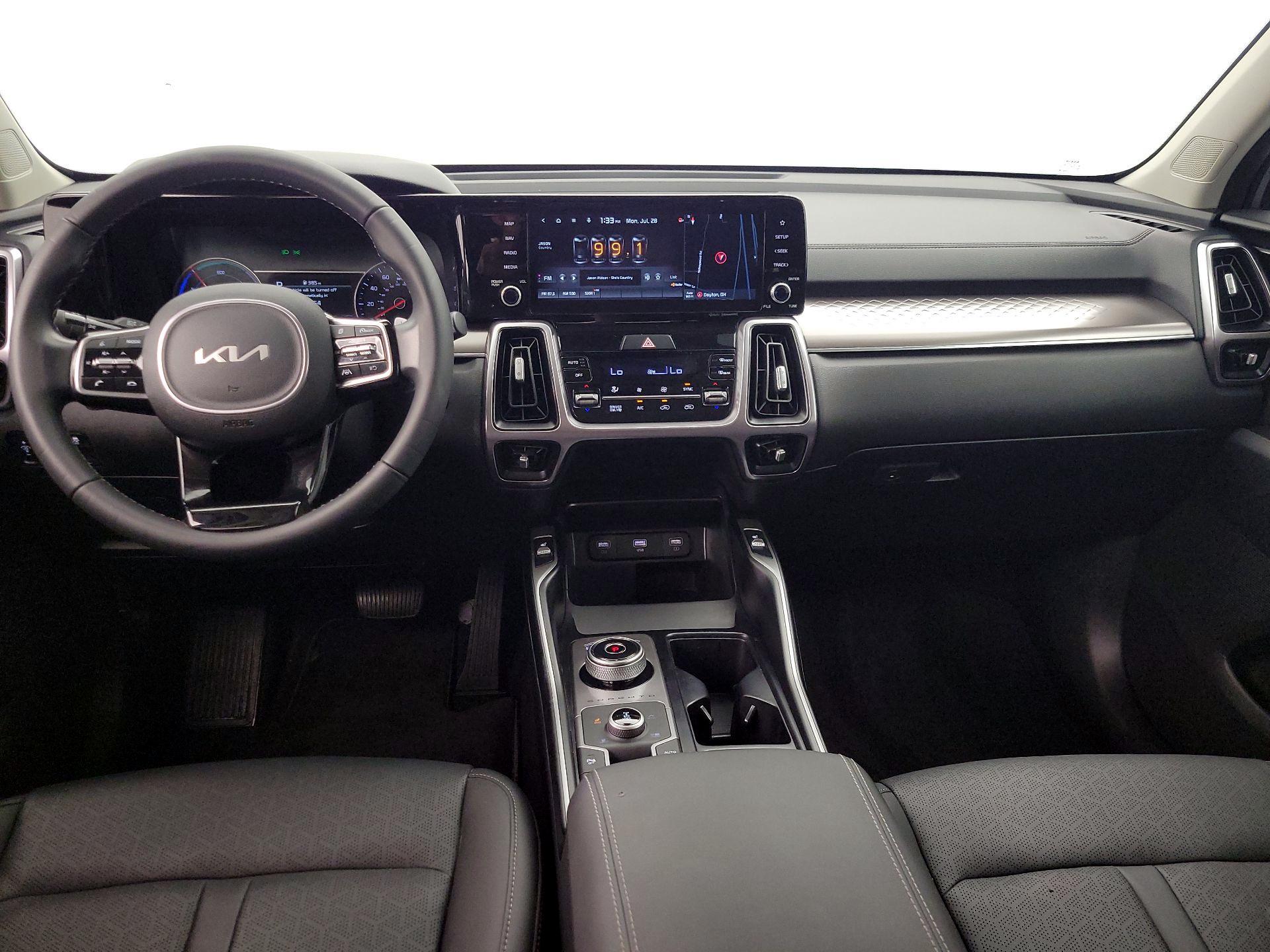 Thumbnail: 2022 Kia Sorento - 9