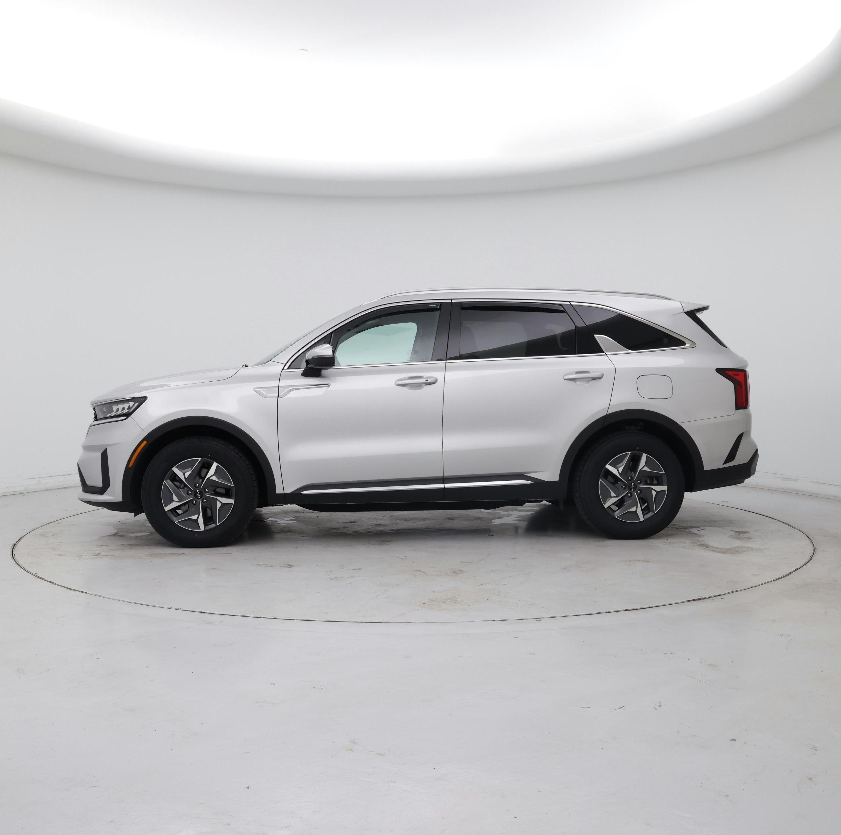 Thumbnail: 2022 Kia Sorento - 3