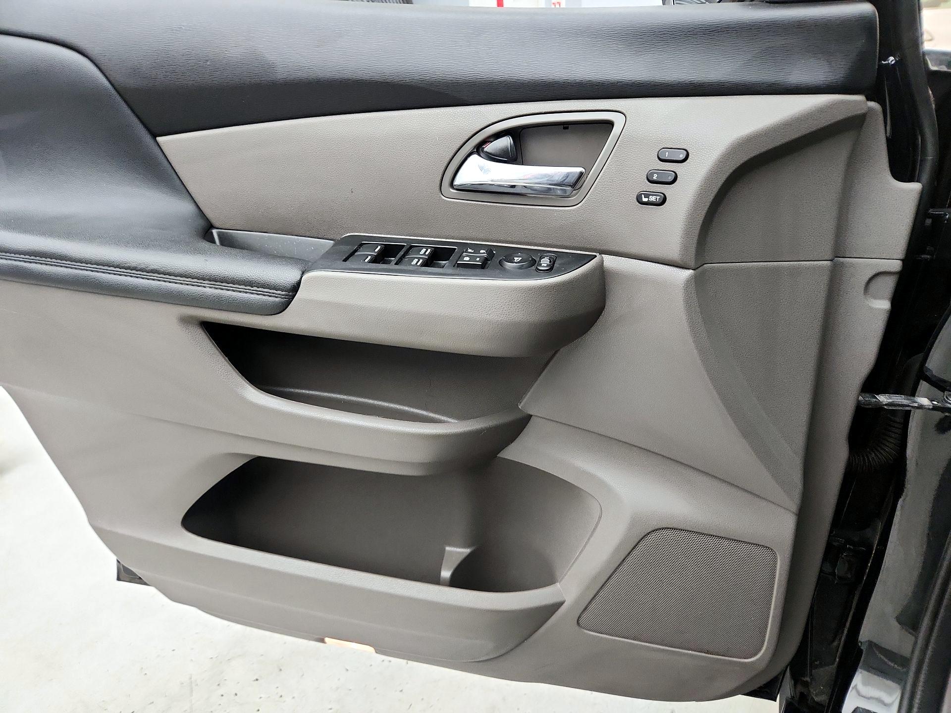 Thumbnail: 2016 Honda Odyssey - 12