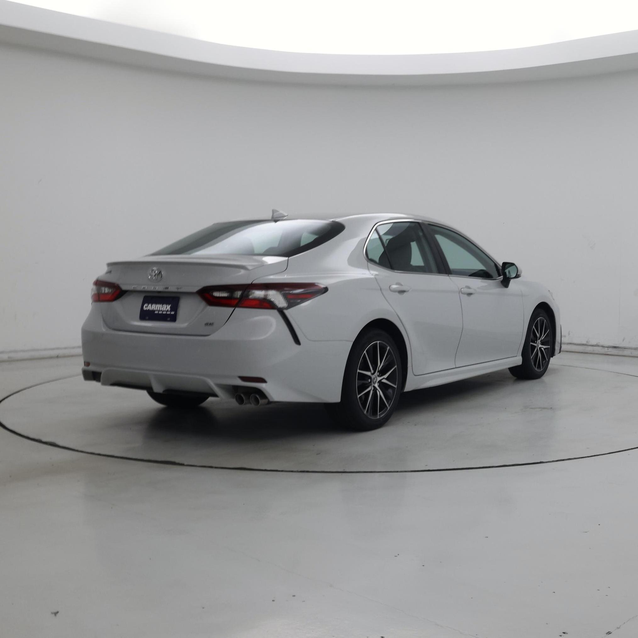 Thumbnail: 2023 Toyota Camry - 8