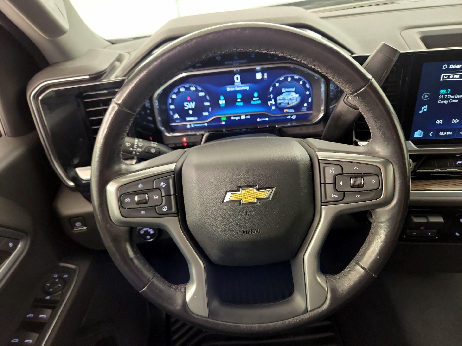 Thumbnail: 2022 Chevrolet Silverado 1500 - 10
