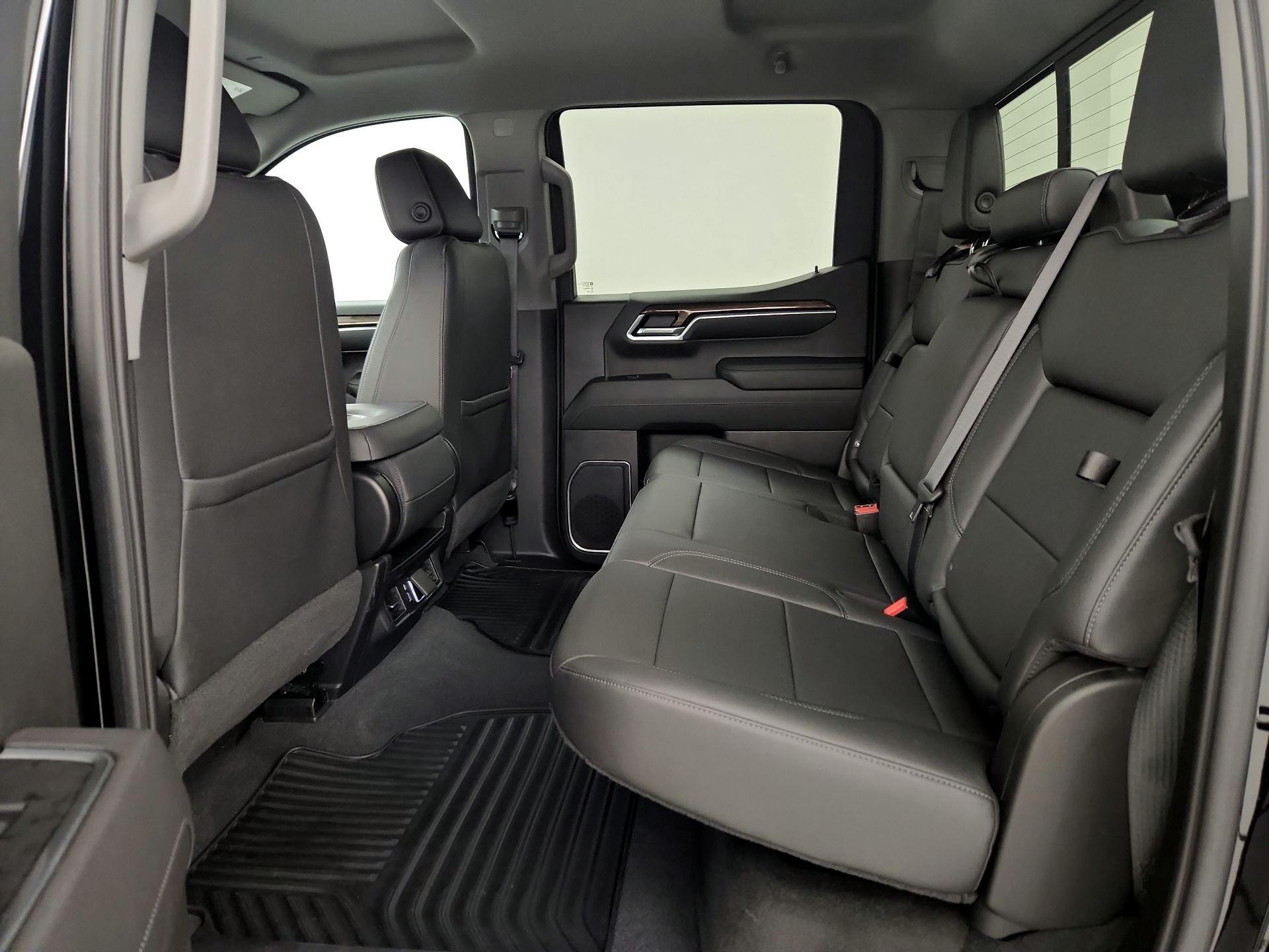 Thumbnail: 2022 Chevrolet Silverado 1500 - 19