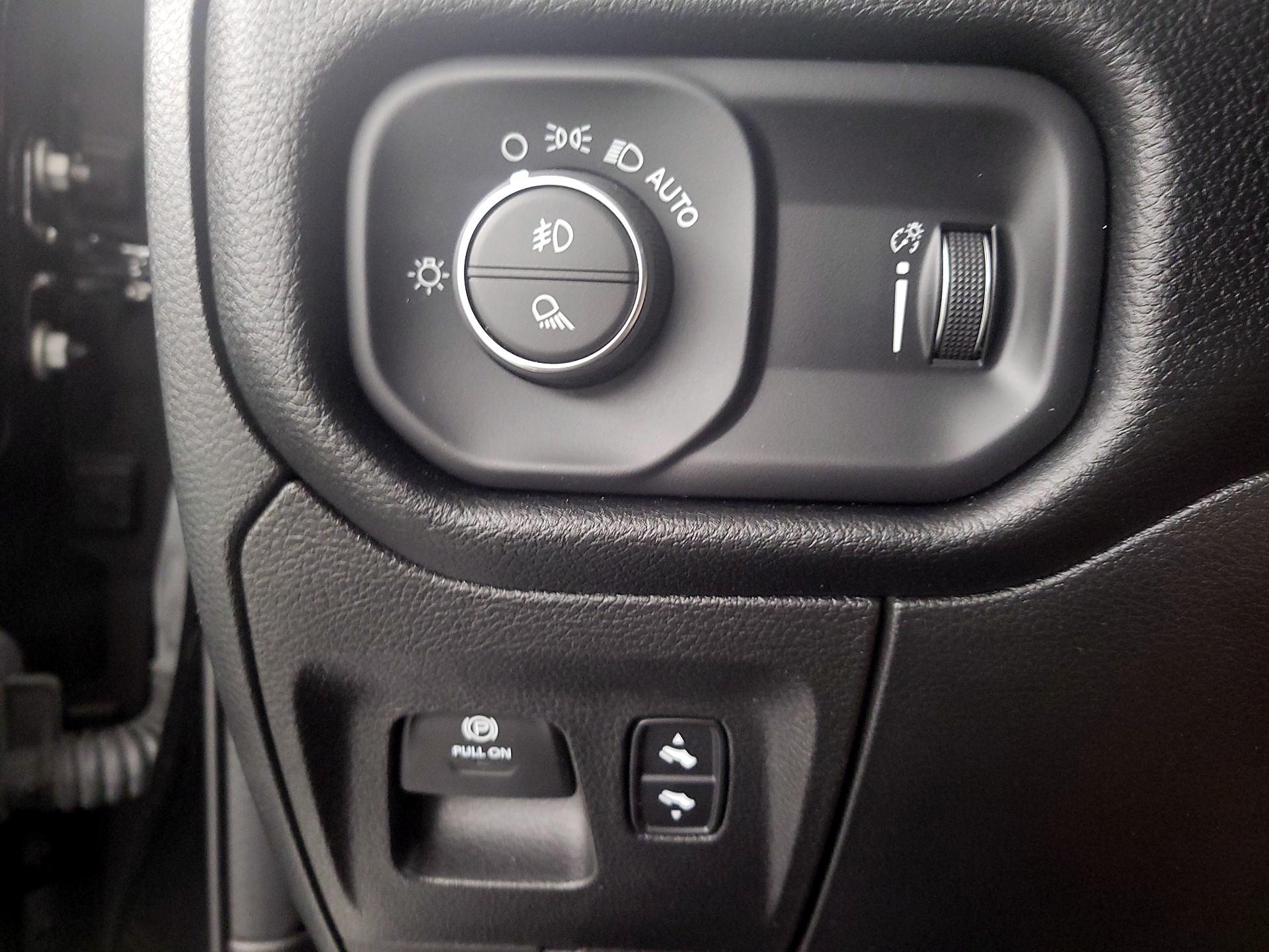 Thumbnail: 2022 RAM 1500 - 13