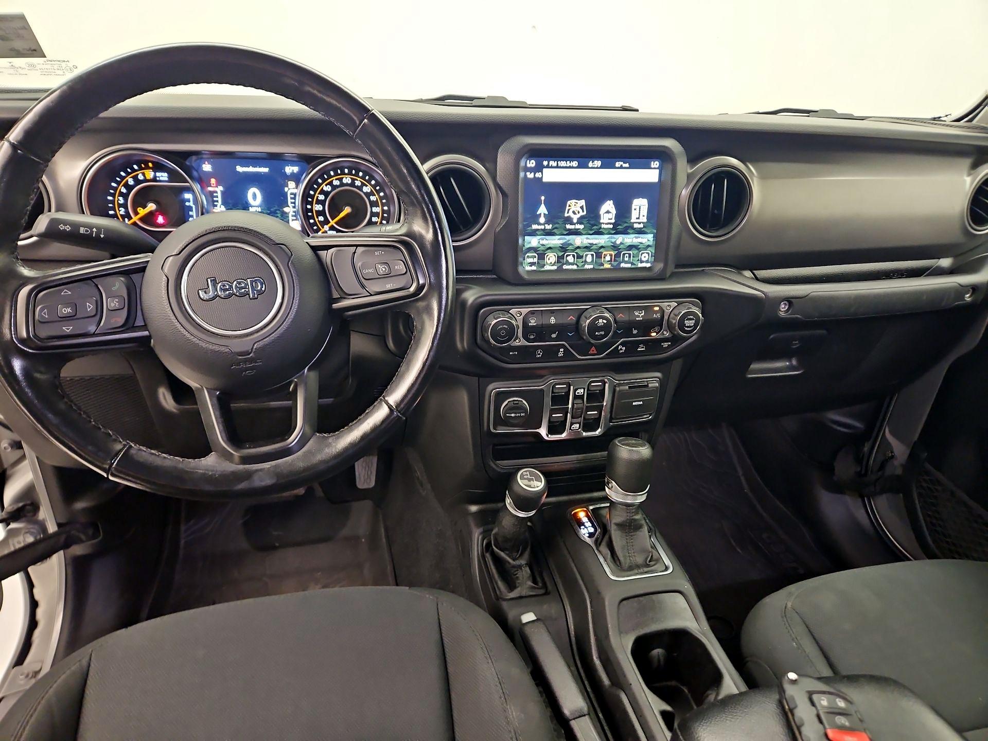 Thumbnail: 2021 Jeep Gladiator - 9