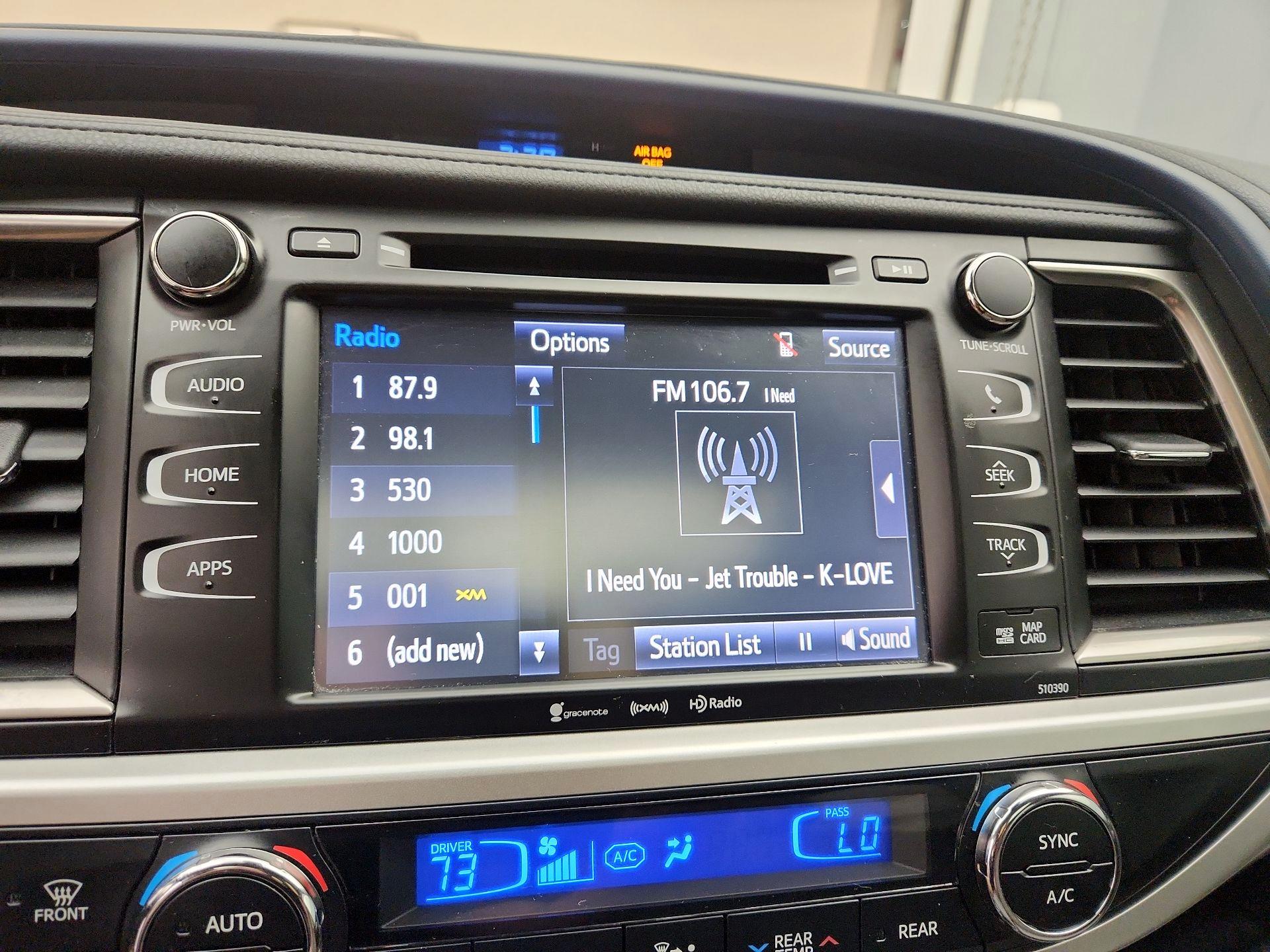 Thumbnail: 2019 Toyota Highlander - 15