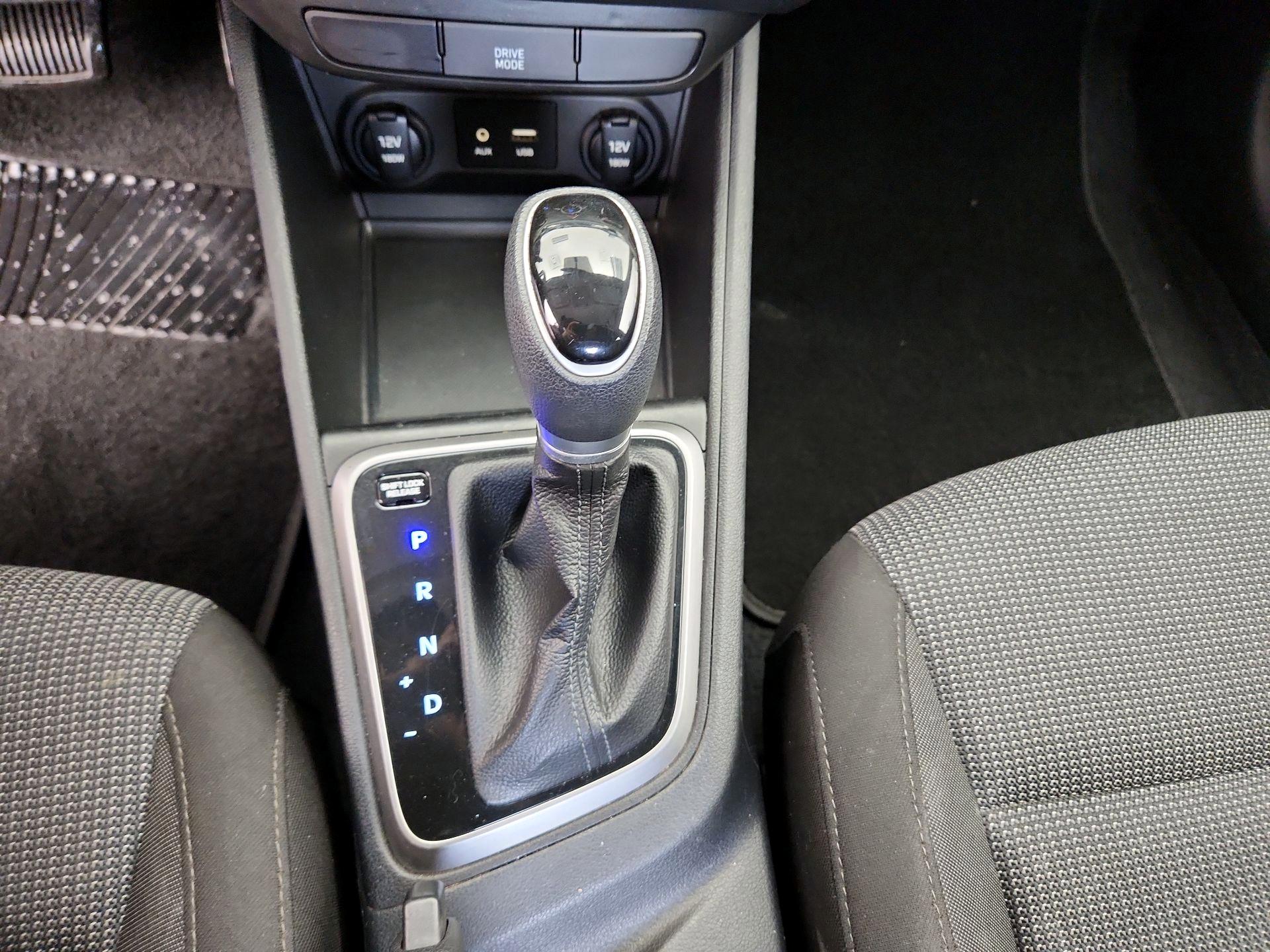 Thumbnail: 2021 Hyundai Accent - 17