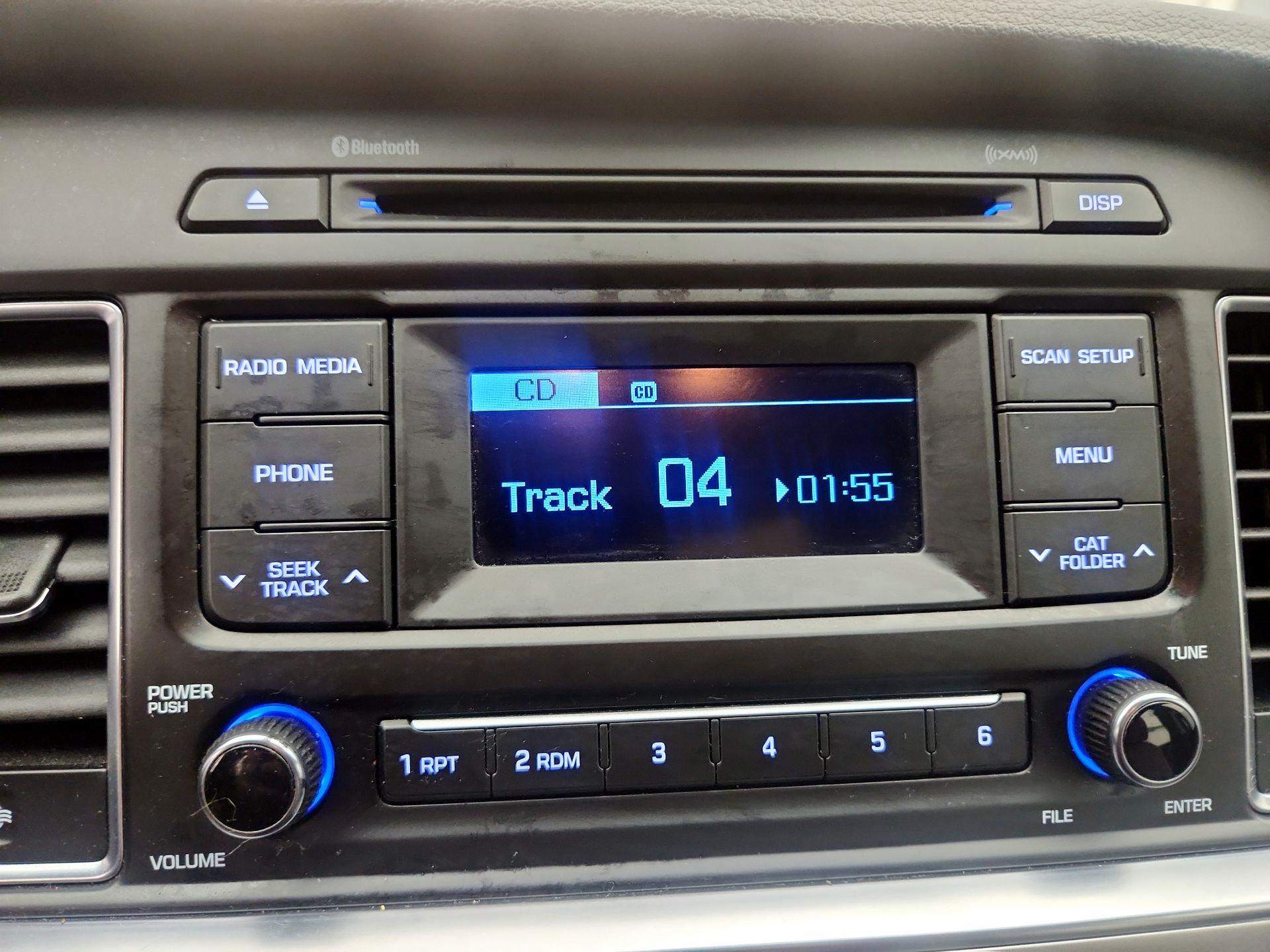 Thumbnail: 2015 Hyundai Sonata - 14