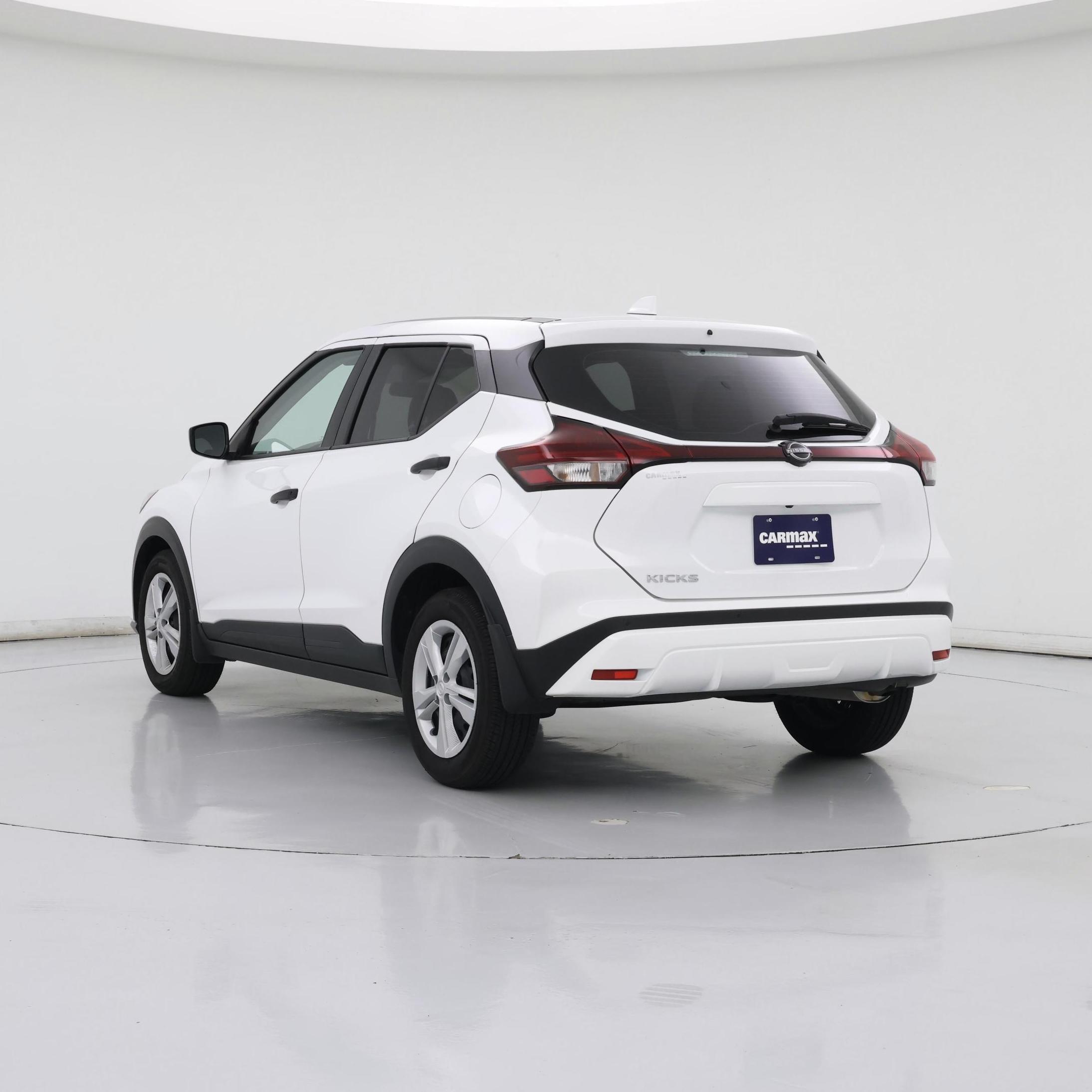 Thumbnail: 2024 Nissan Kicks - 2