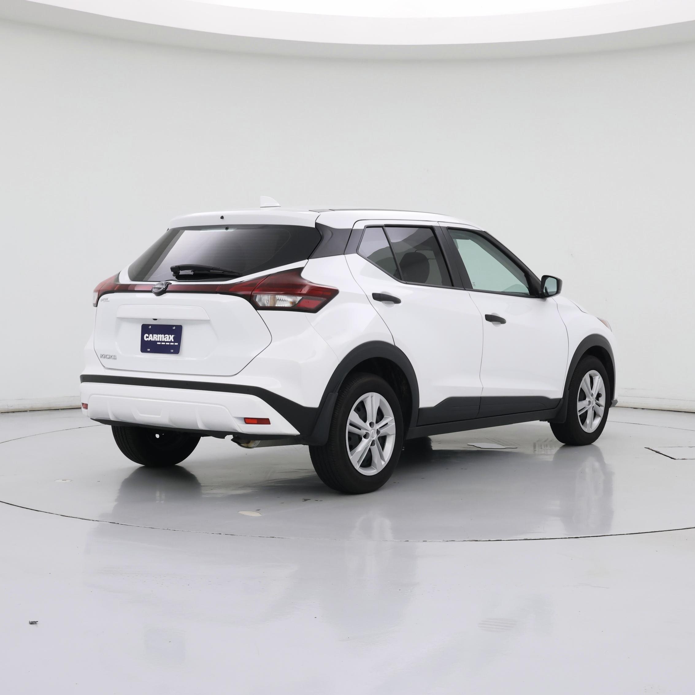 Thumbnail: 2024 Nissan Kicks - 8