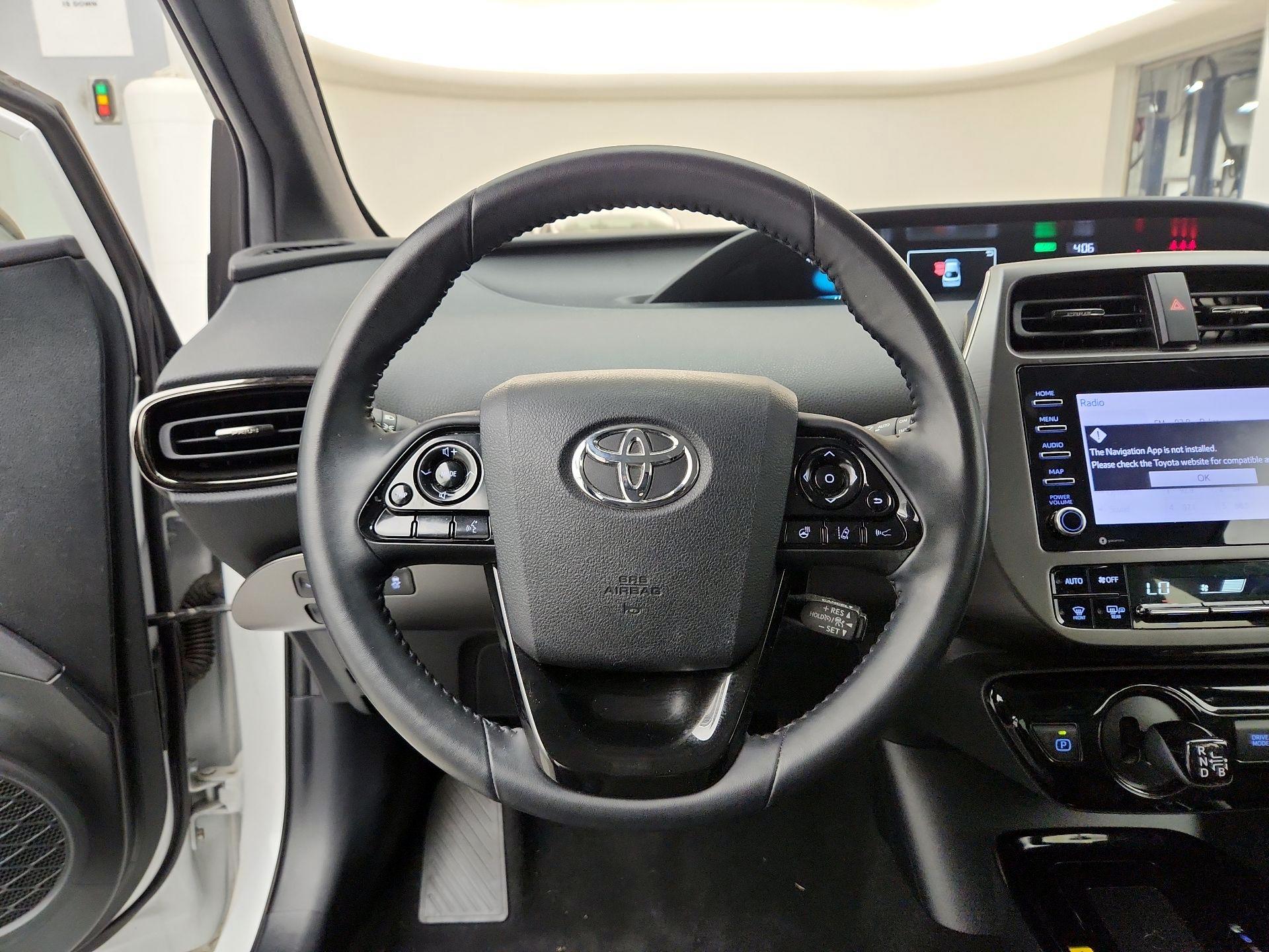 Thumbnail: 2021 Toyota Prius - 10