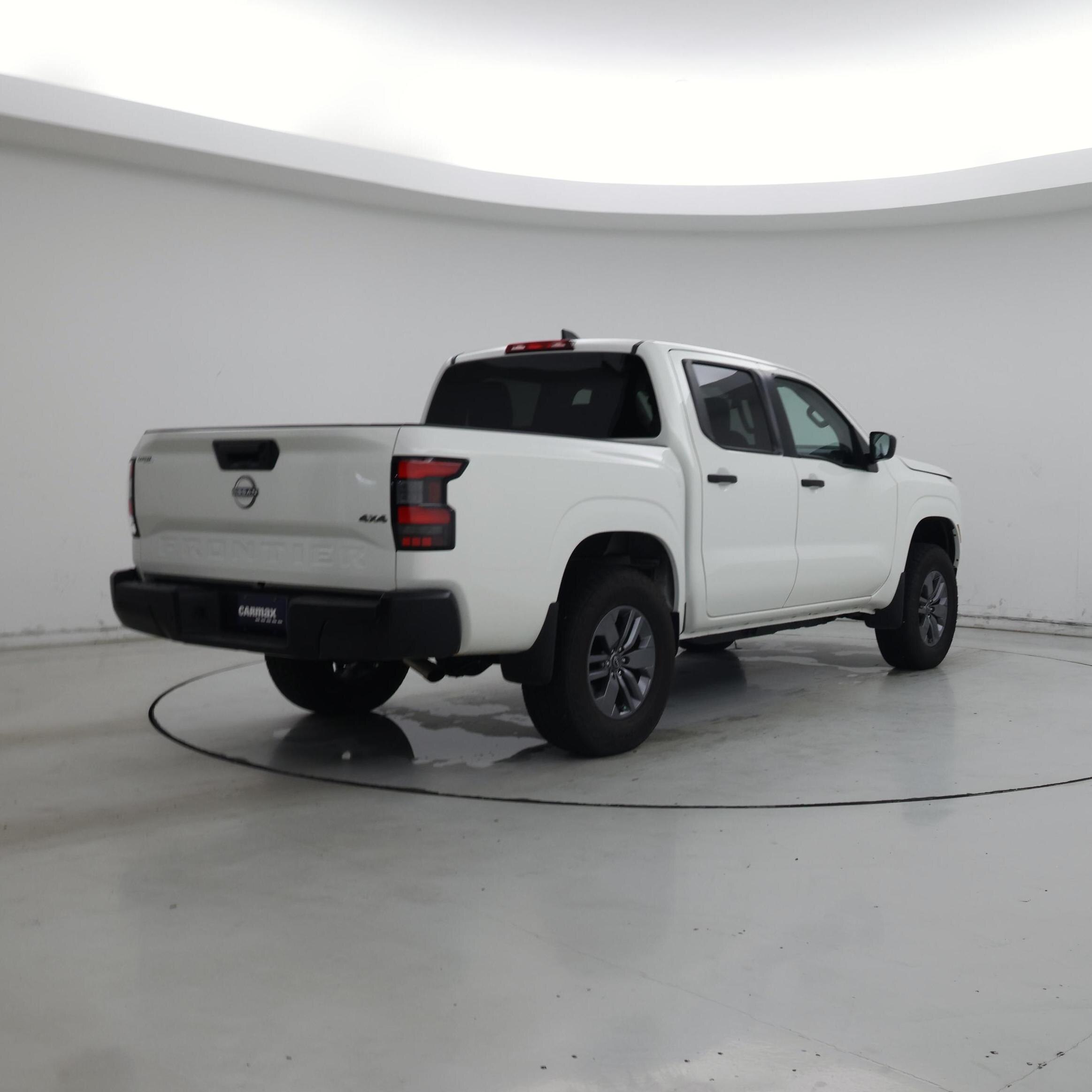 Thumbnail: 2025 Nissan Frontier - 8