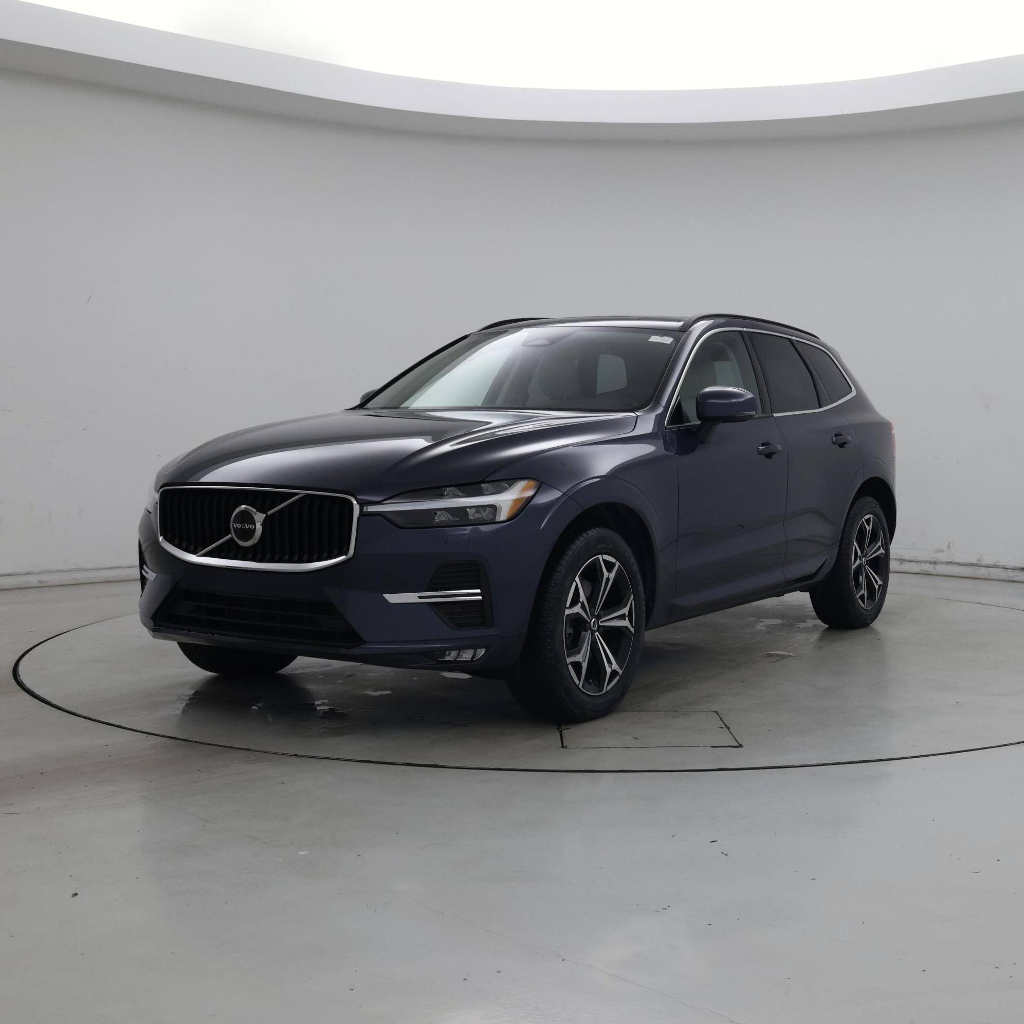 Thumbnail: 2022 Volvo XC60 - 4