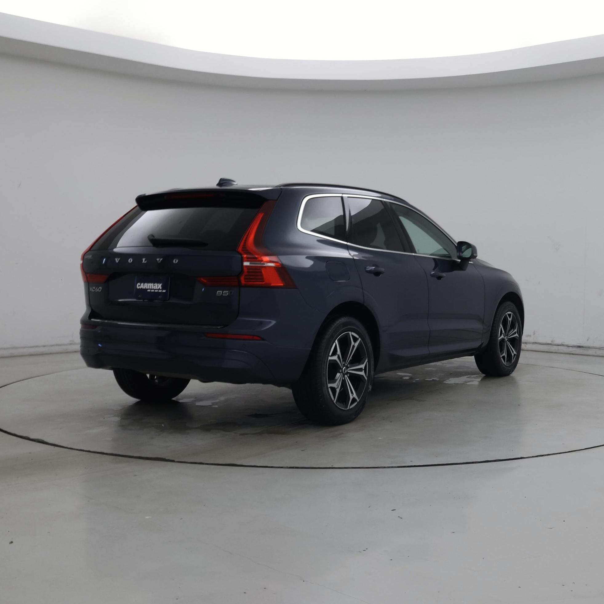 Thumbnail: 2022 Volvo XC60 - 8