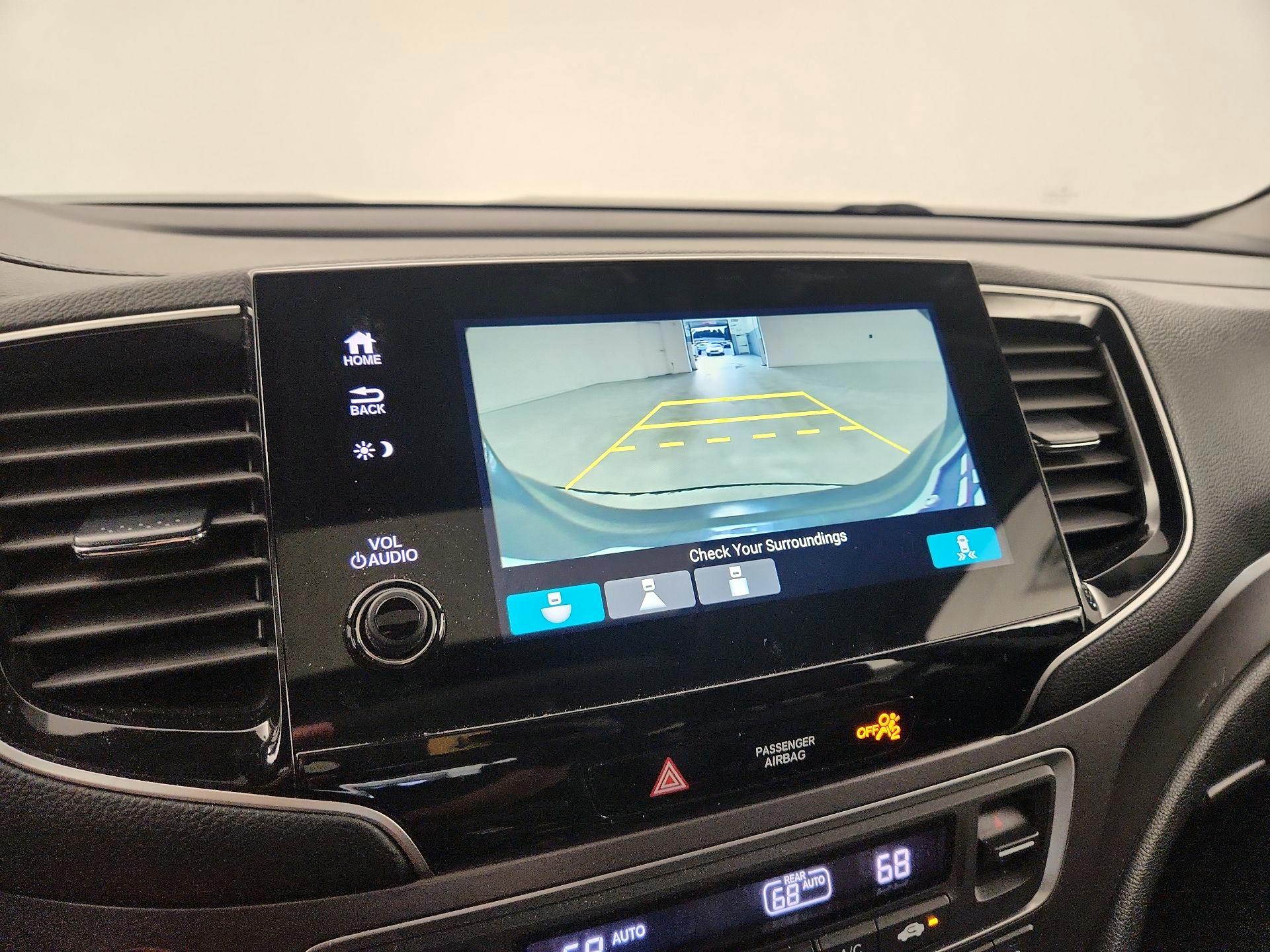 Thumbnail: 2020 Honda Pilot - 14