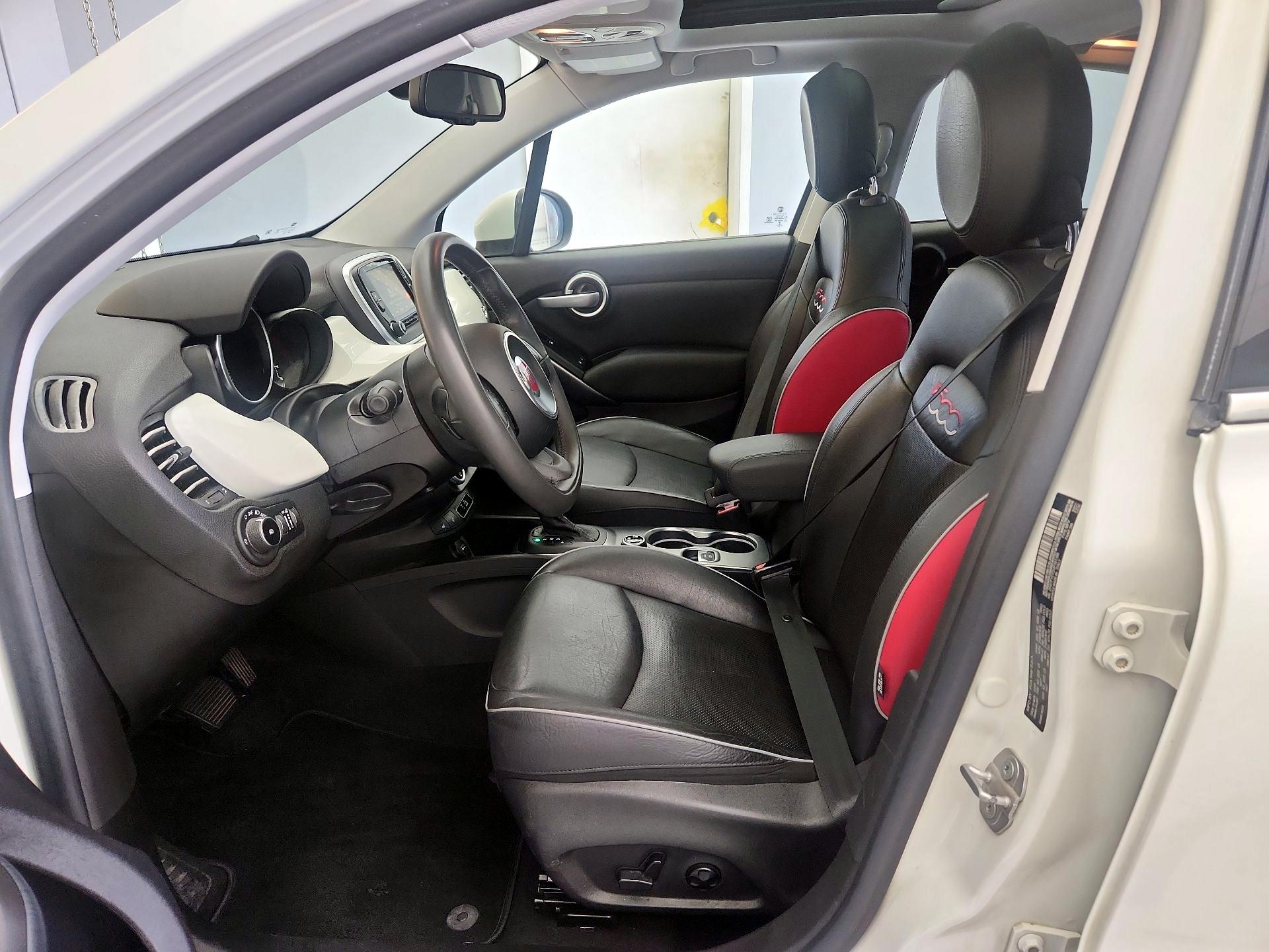 Thumbnail: 2016 Fiat 500X - 11
