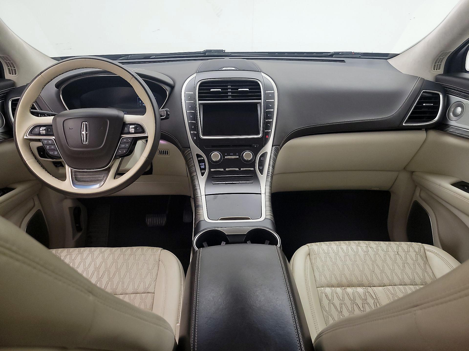 Thumbnail: 2019 Lincoln Nautilus - 9