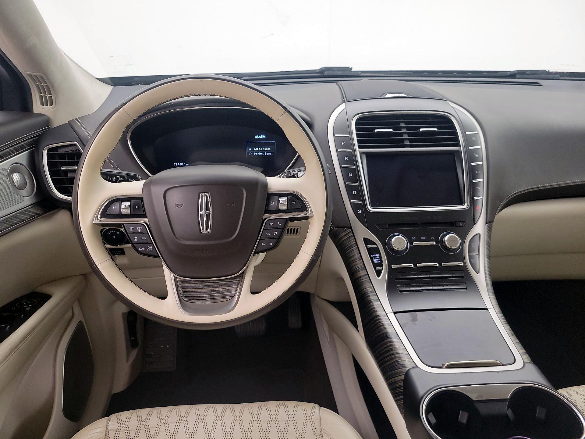 Thumbnail: 2019 Lincoln Nautilus - 10
