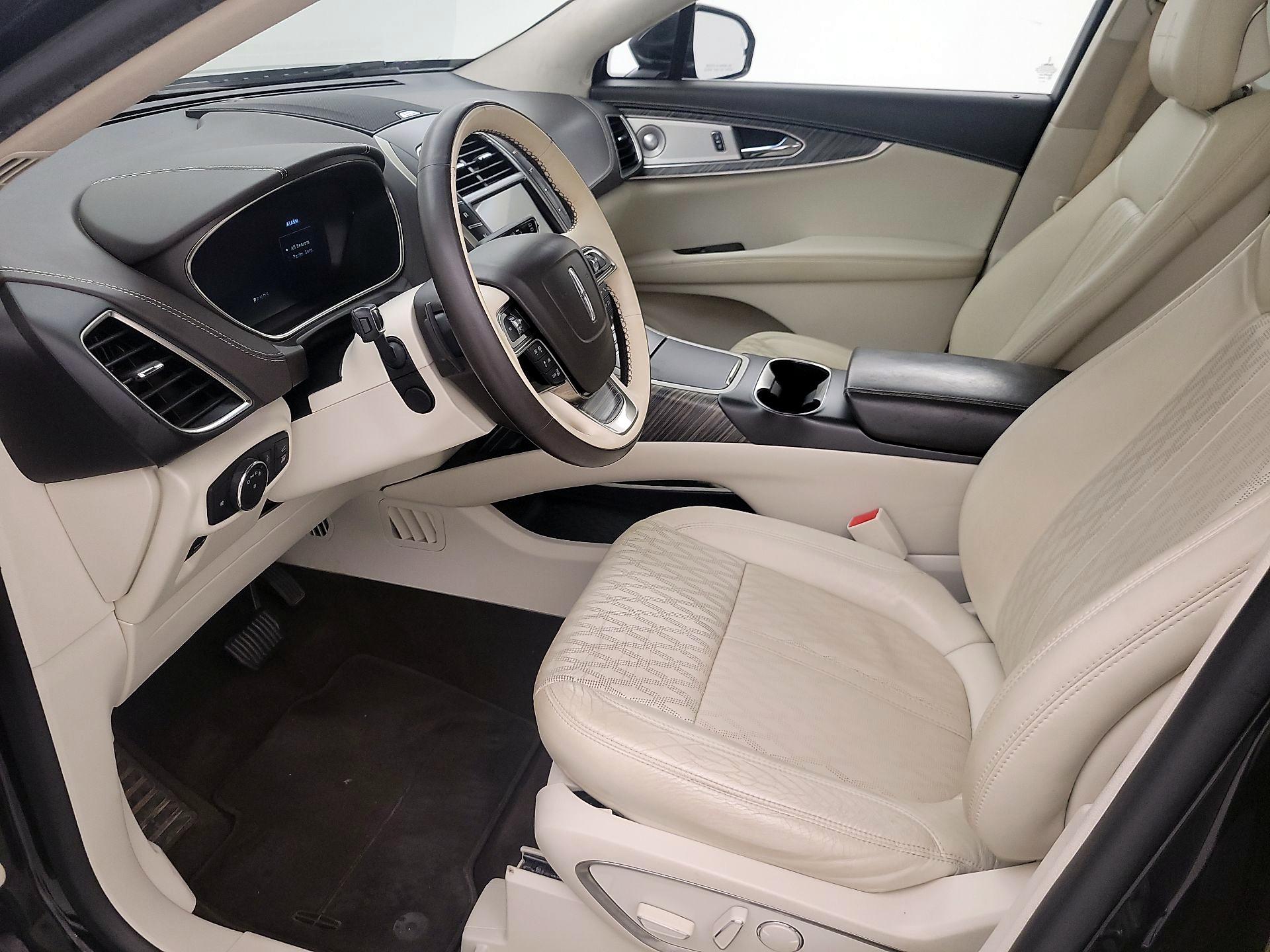 Thumbnail: 2019 Lincoln Nautilus - 11