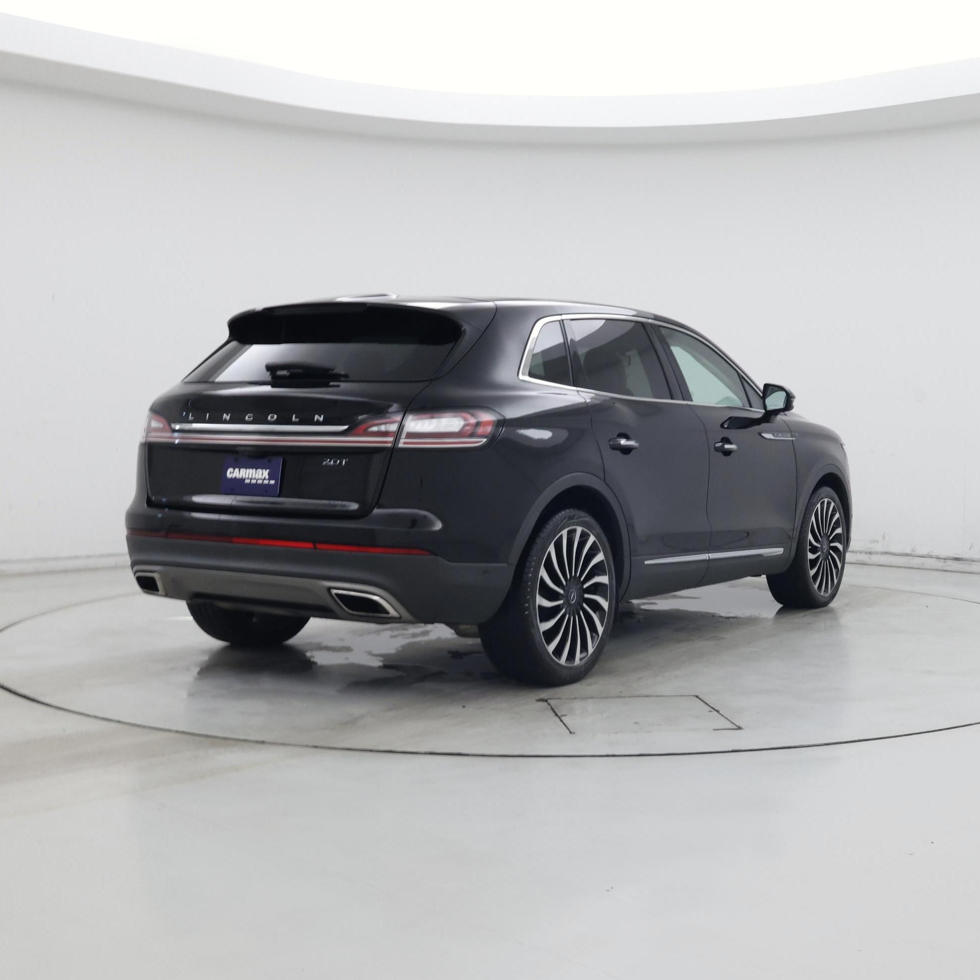 Thumbnail: 2019 Lincoln Nautilus - 8