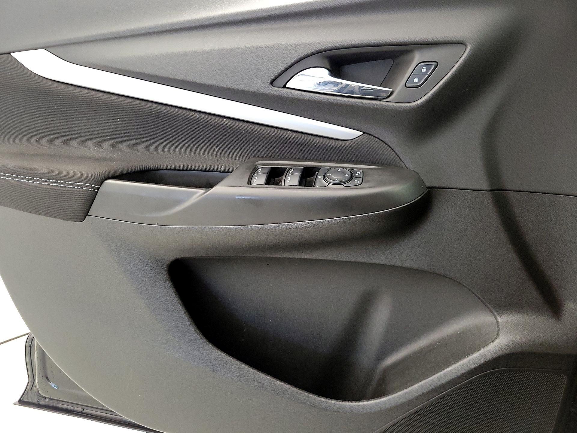 Thumbnail: 2023 Chevrolet Bolt EUV - 12