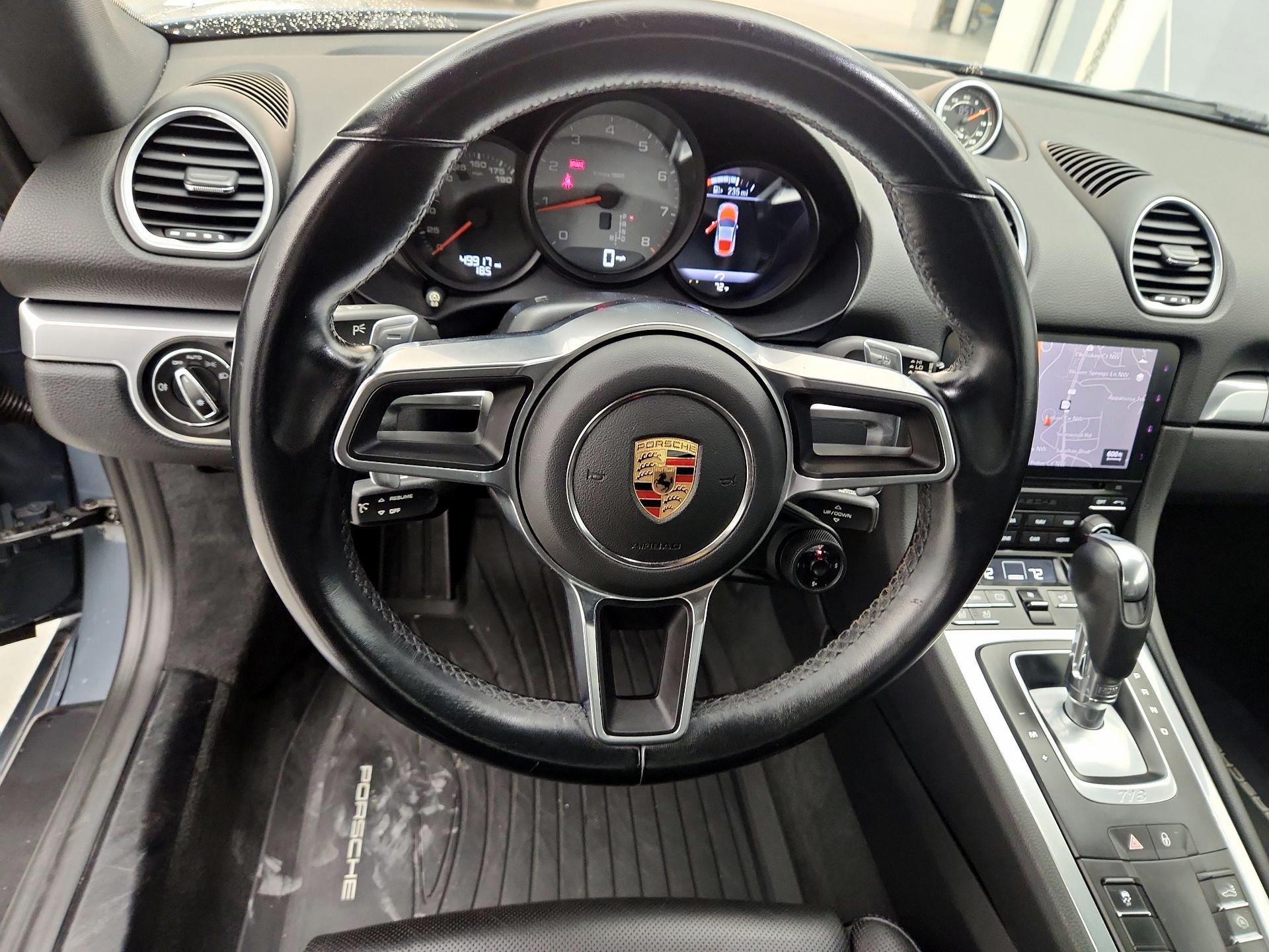 Thumbnail: 2017 Porsche 718 Cayman - 10
