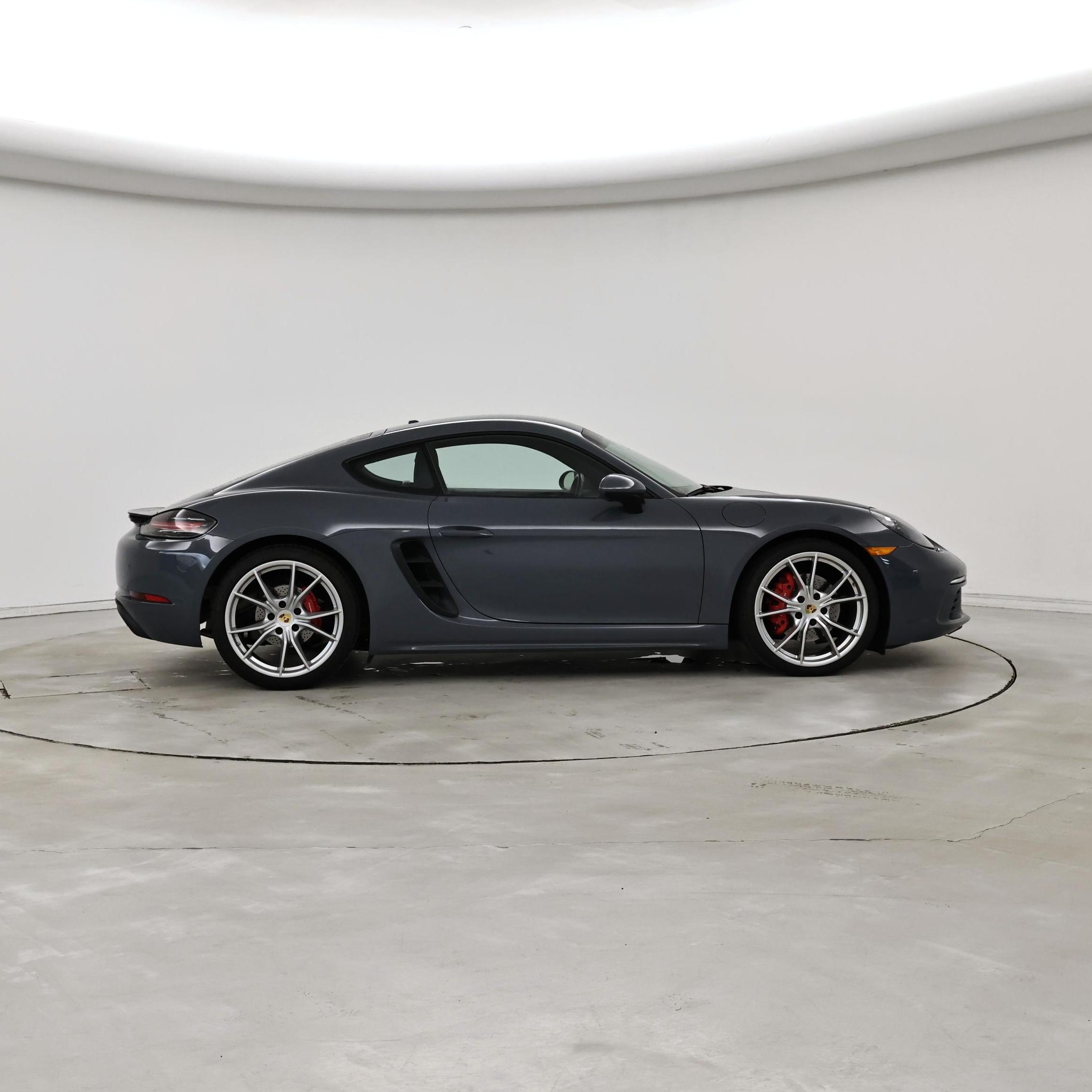 Thumbnail: 2017 Porsche 718 Cayman - 7