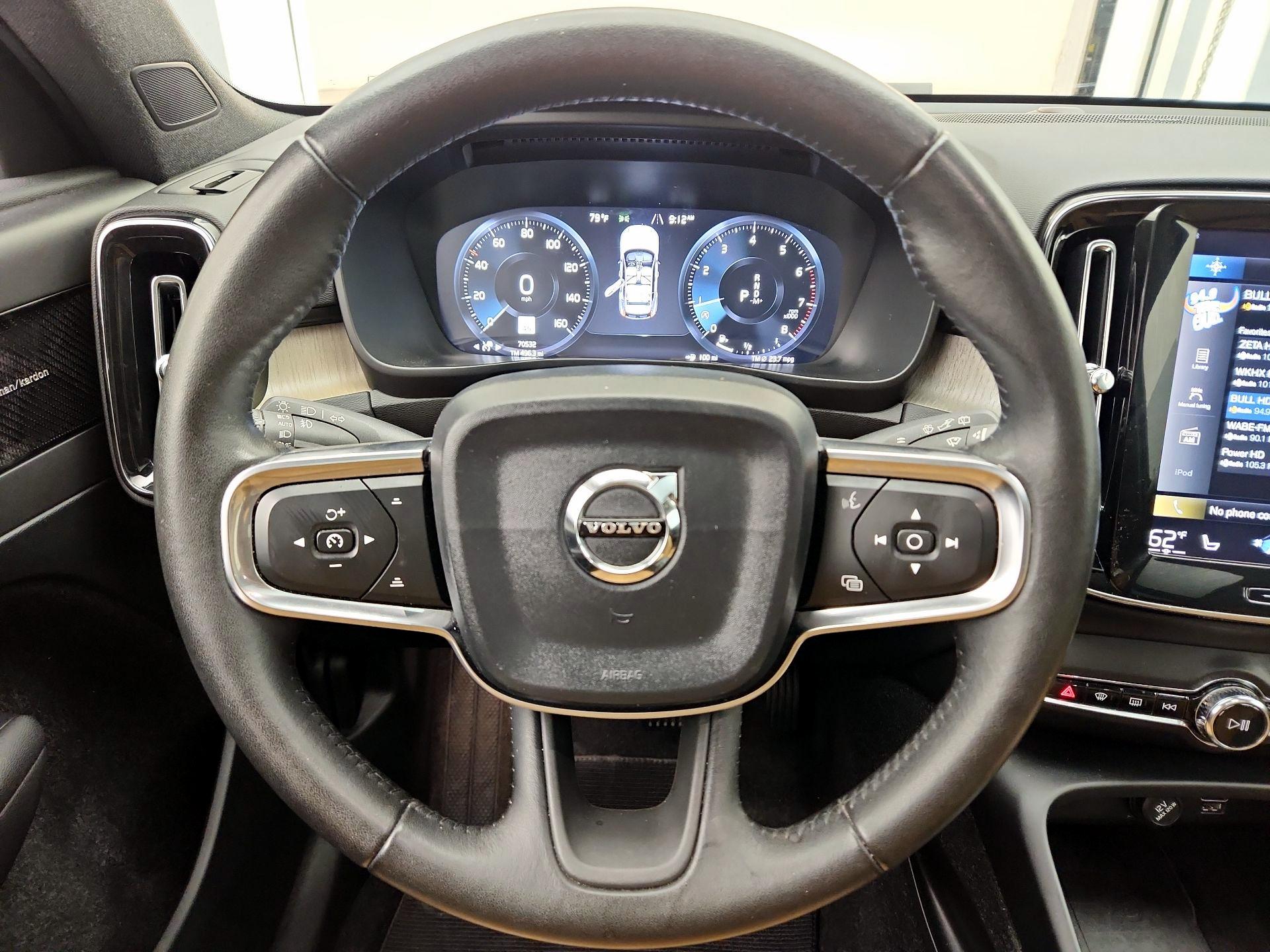 Thumbnail: 2019 Volvo XC40 - 10