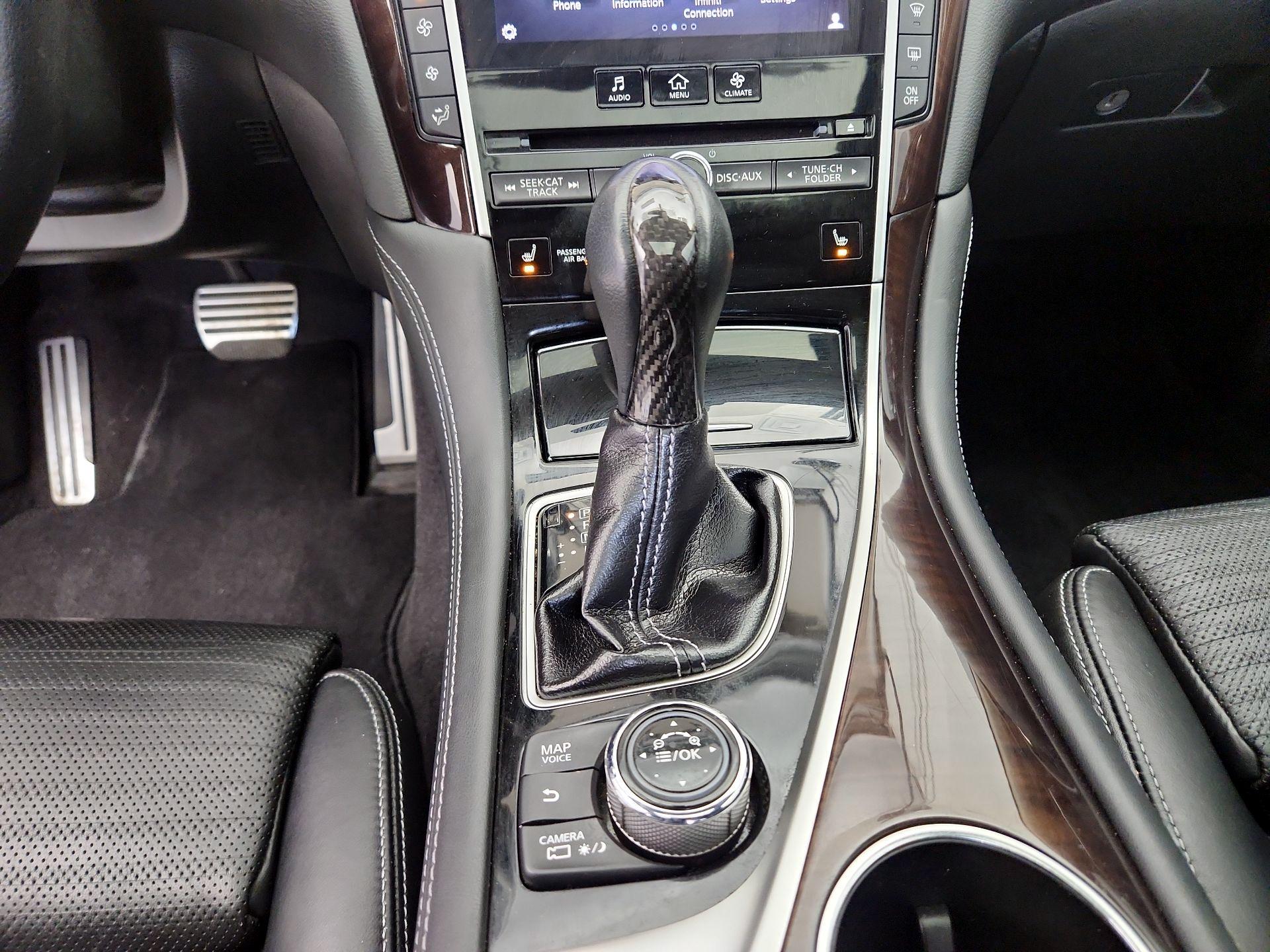 Thumbnail: 2015 INFINITI Q50 - 18