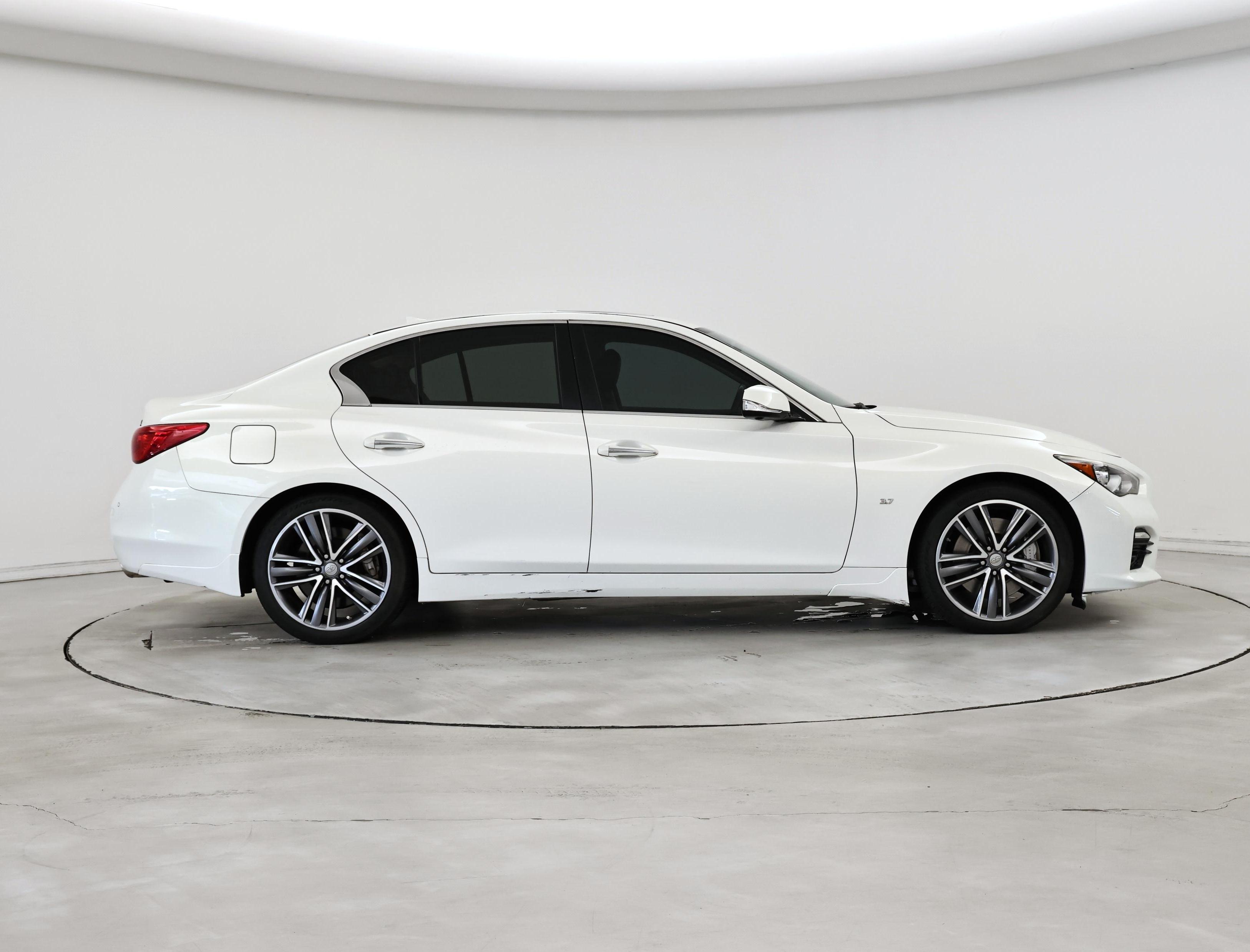 Thumbnail: 2015 INFINITI Q50 - 7