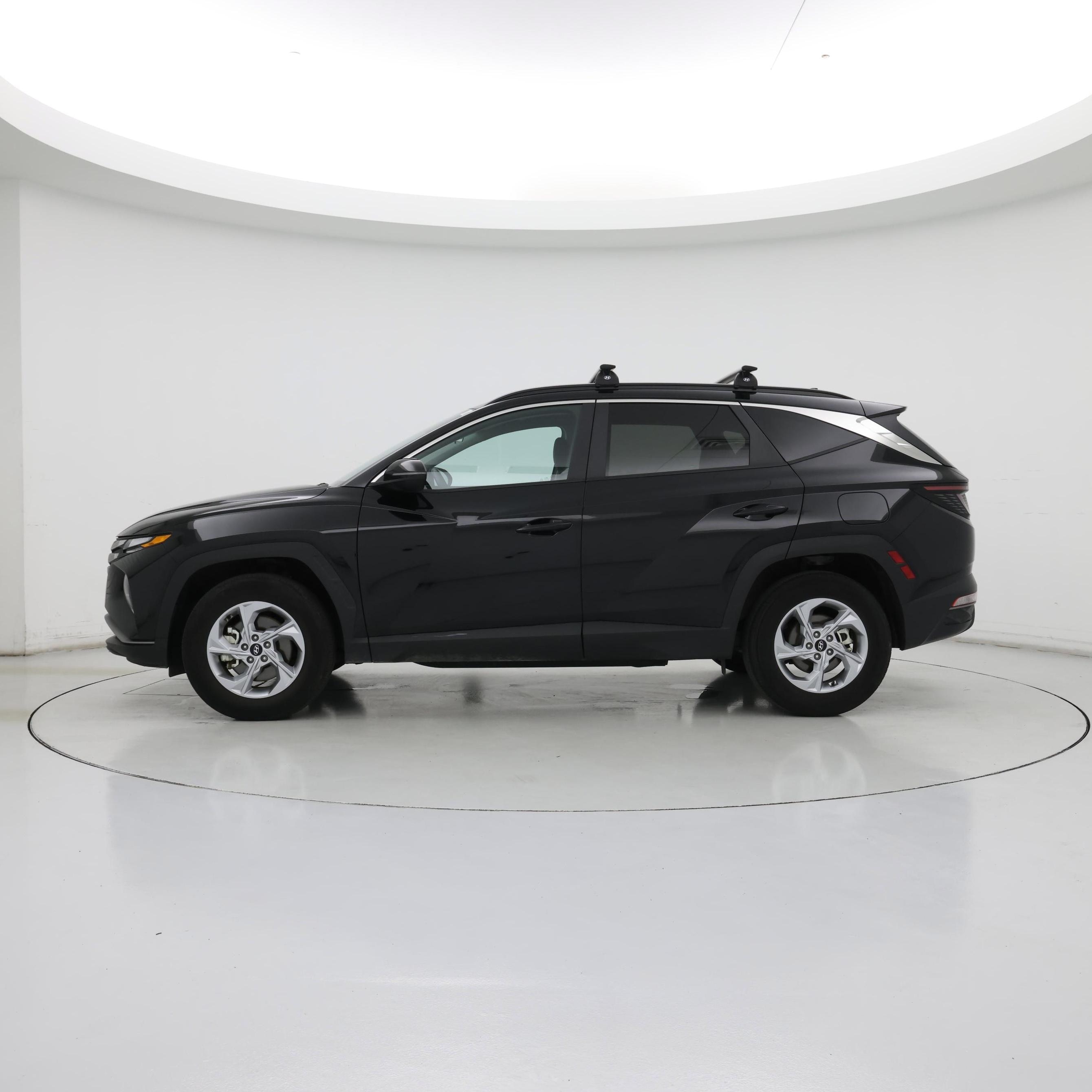Thumbnail: 2022 Hyundai Tucson - 3