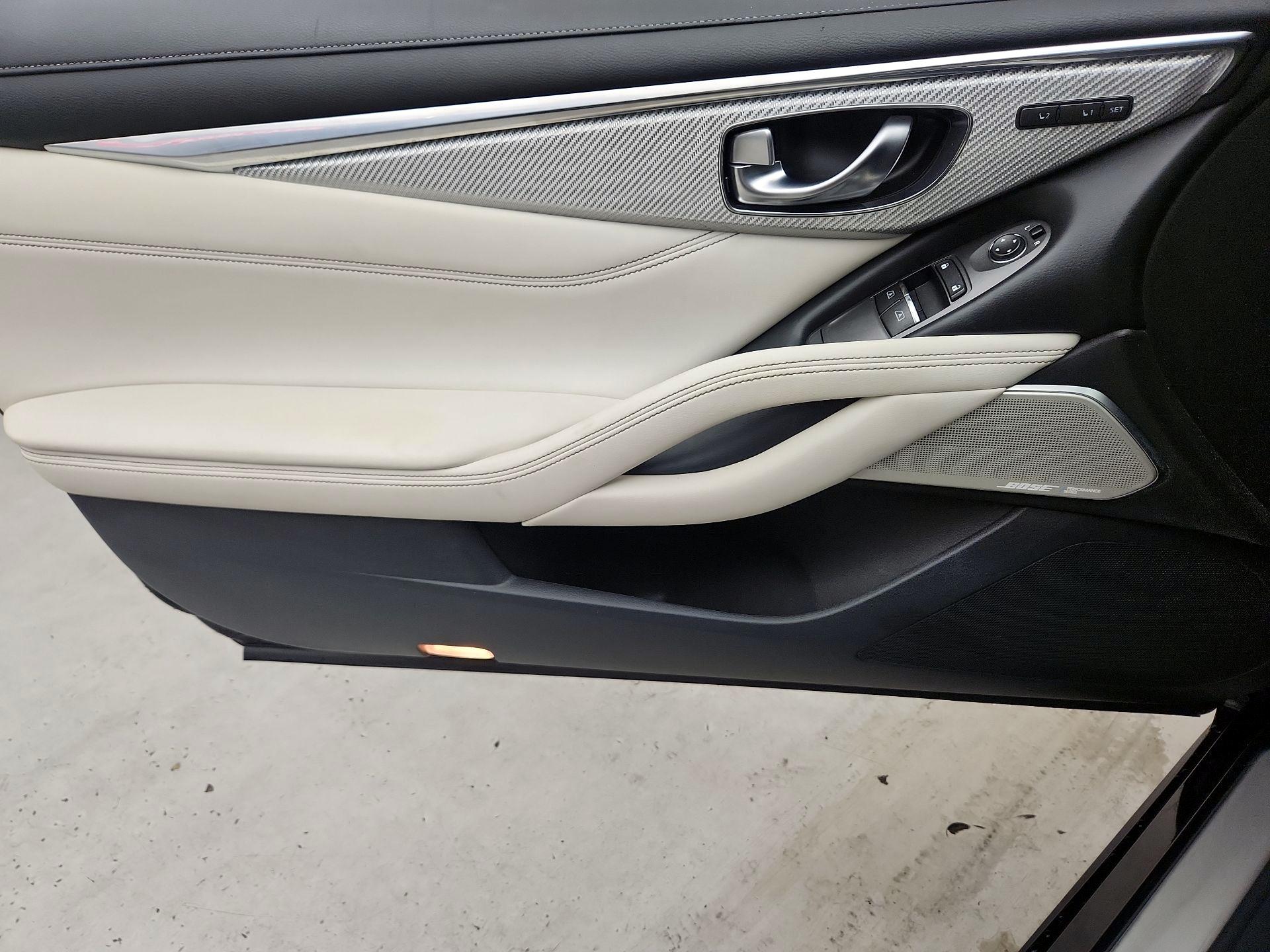 Thumbnail: 2018 INFINITI Q60 - 12
