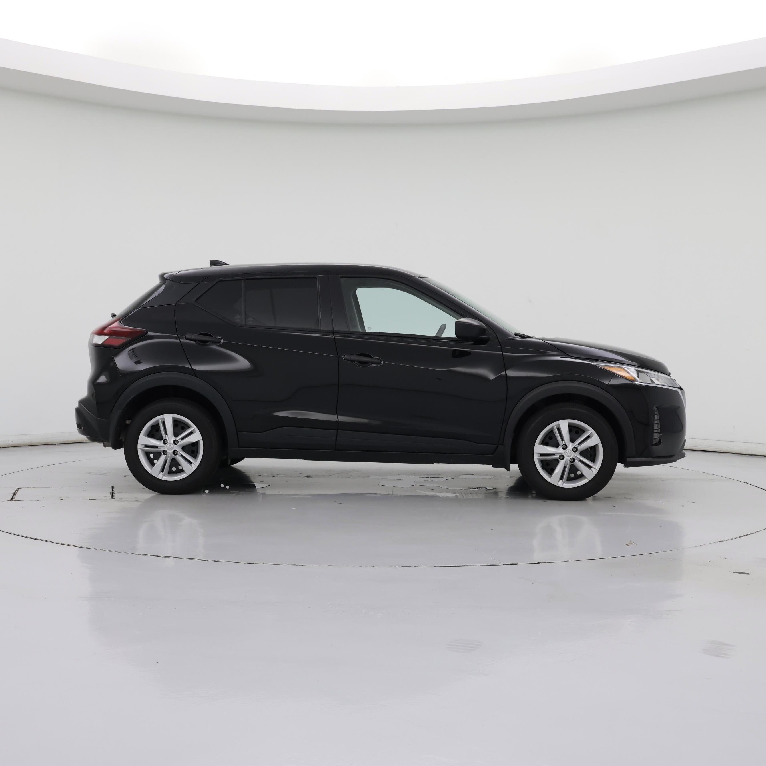 Thumbnail: 2024 Nissan Kicks - 7