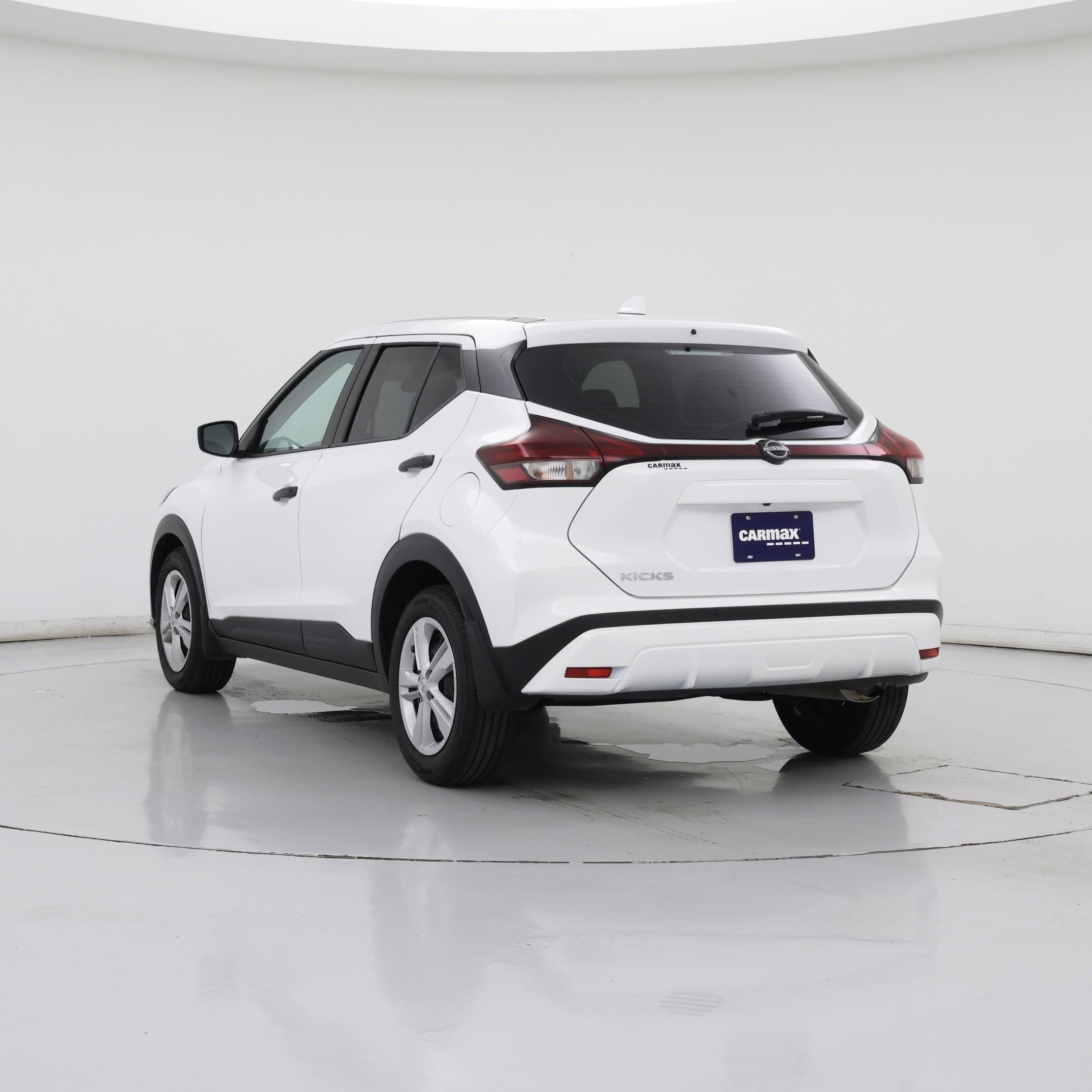 Thumbnail: 2024 Nissan Kicks - 2