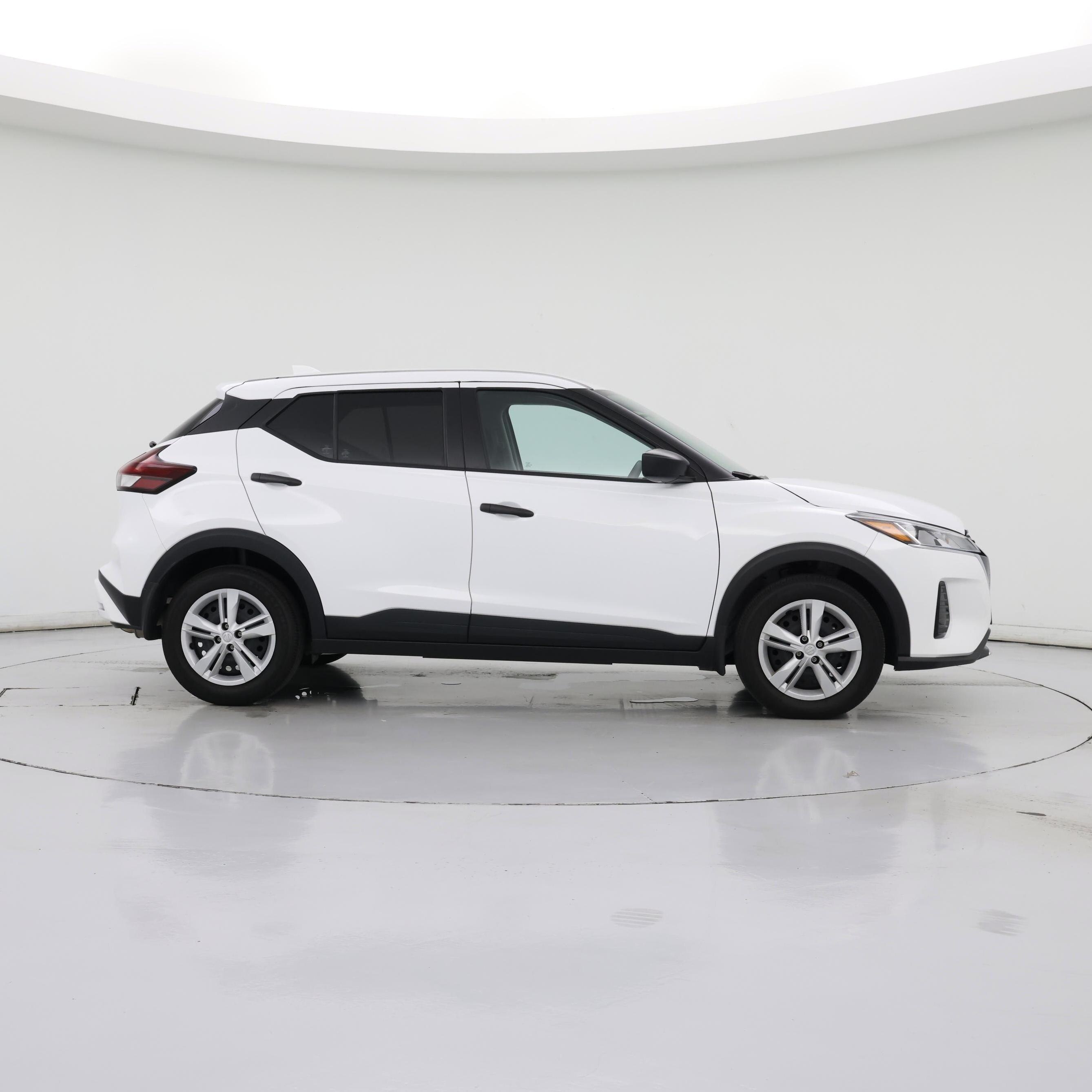 Thumbnail: 2024 Nissan Kicks - 7