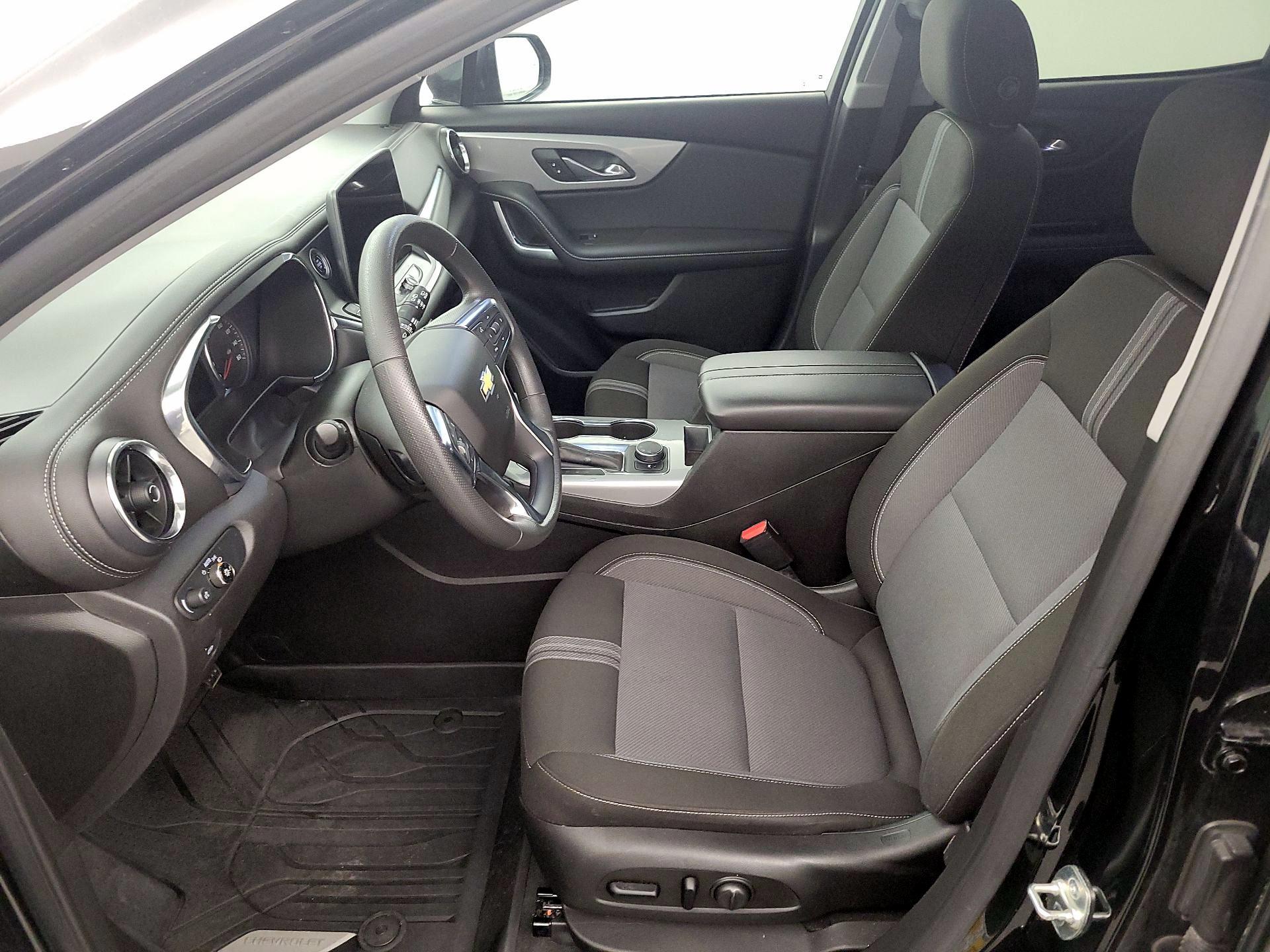 Thumbnail: 2023 Chevrolet Blazer - 11