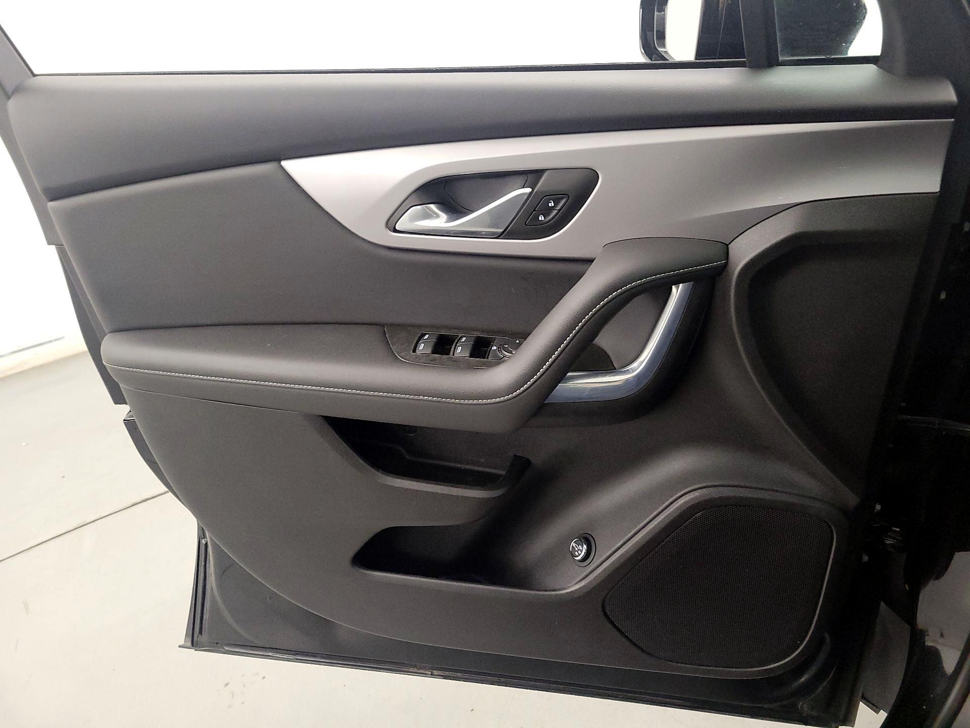 Thumbnail: 2023 Chevrolet Blazer - 12