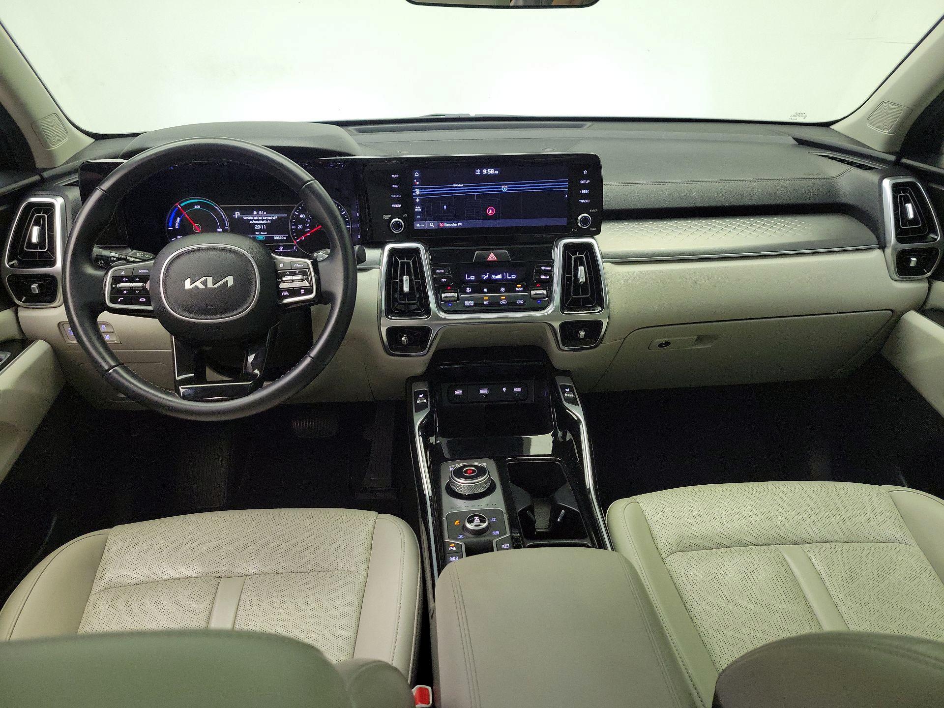 Thumbnail: 2022 Kia Sorento - 9