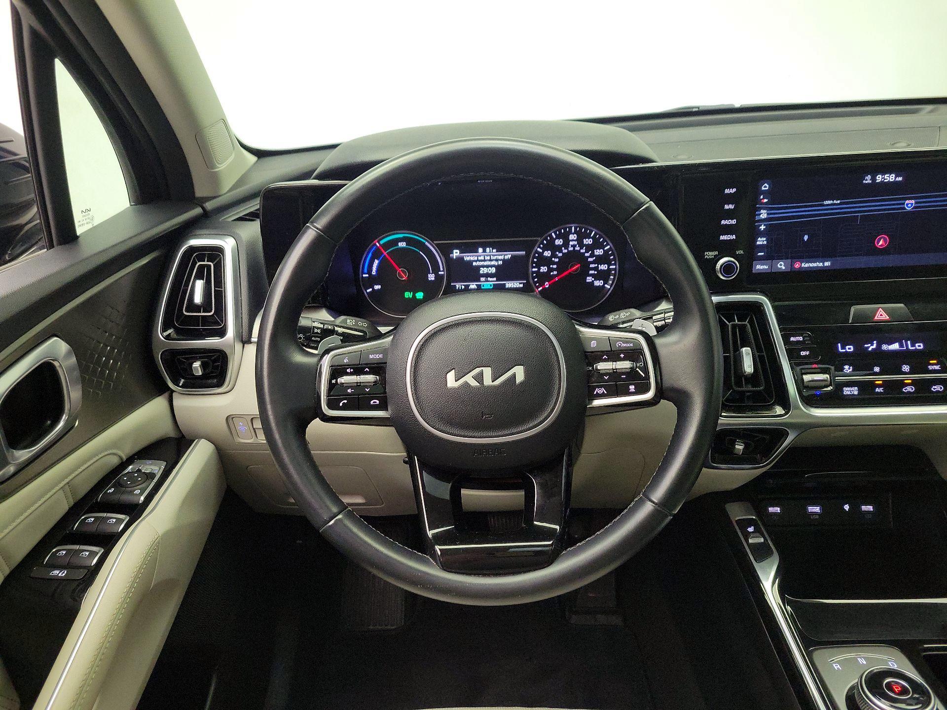 Thumbnail: 2022 Kia Sorento - 10