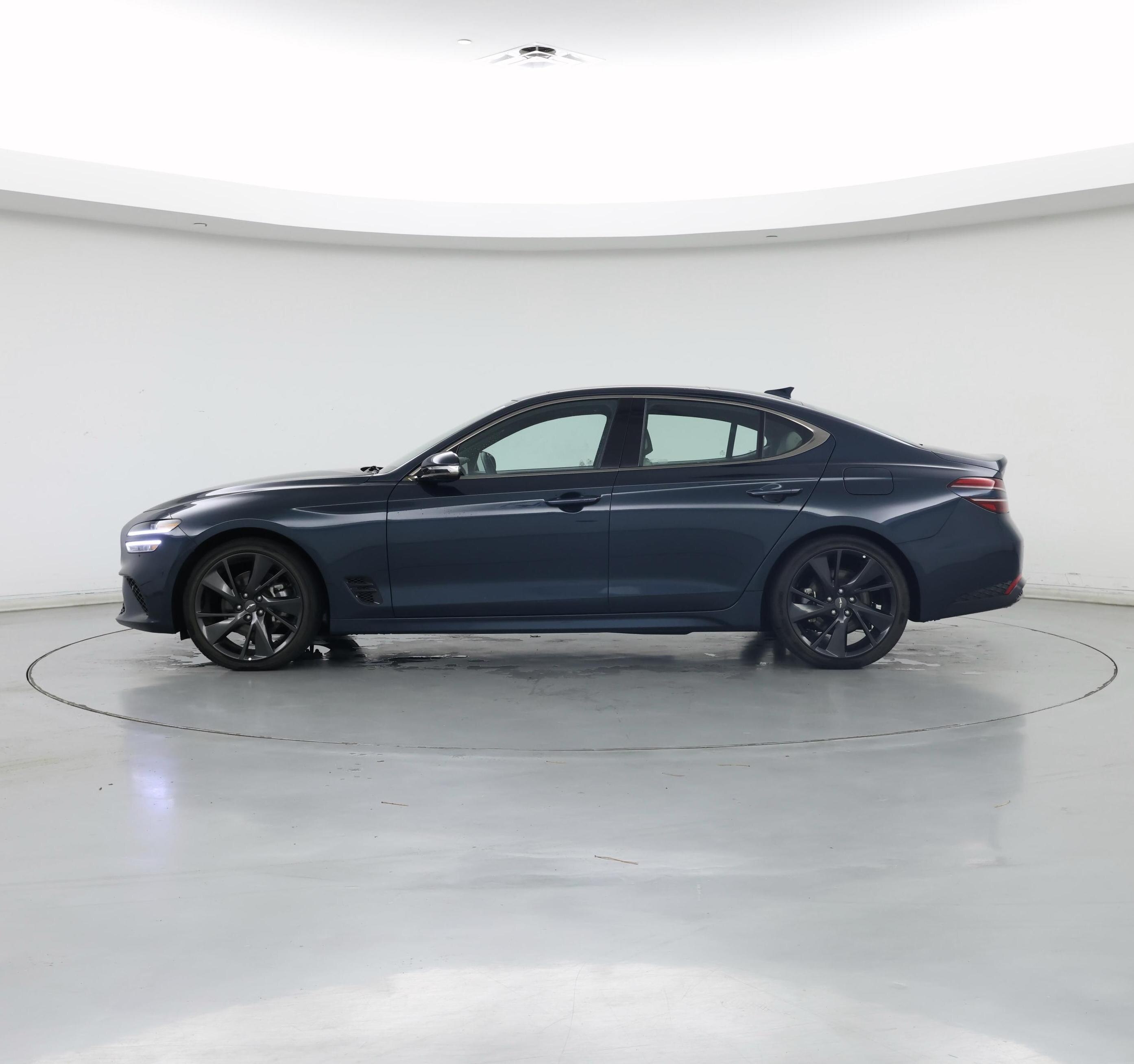 Thumbnail: 2023 Genesis G70 - 3