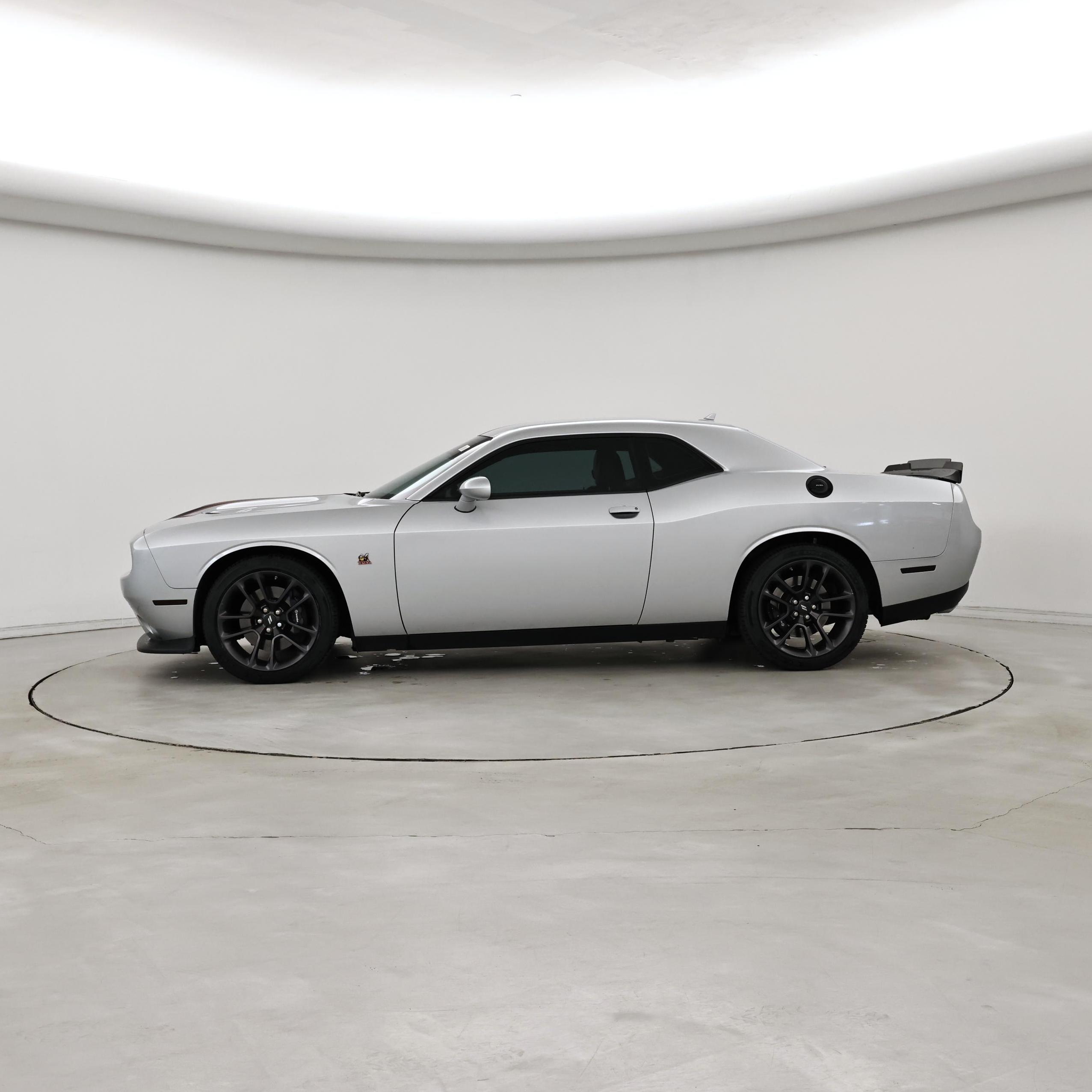 Thumbnail: 2021 Dodge Challenger - 3
